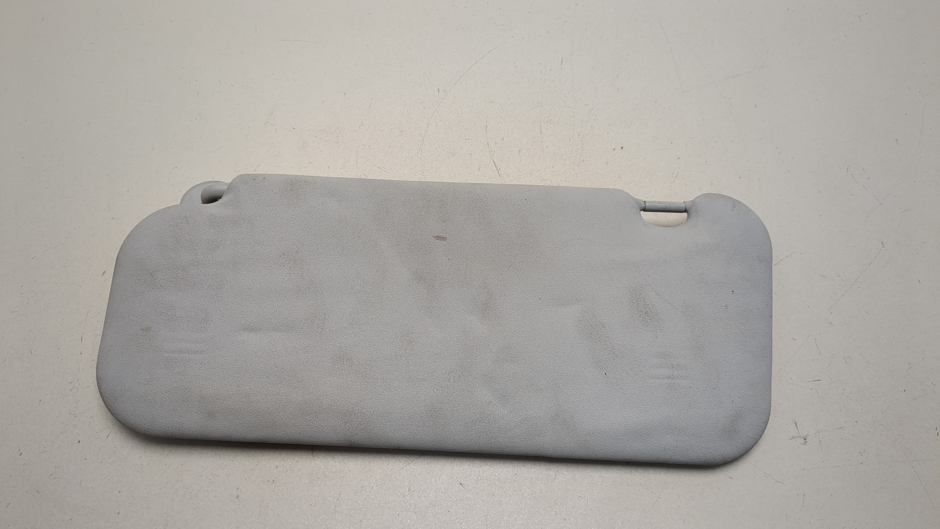 Козырек солнцезащитный