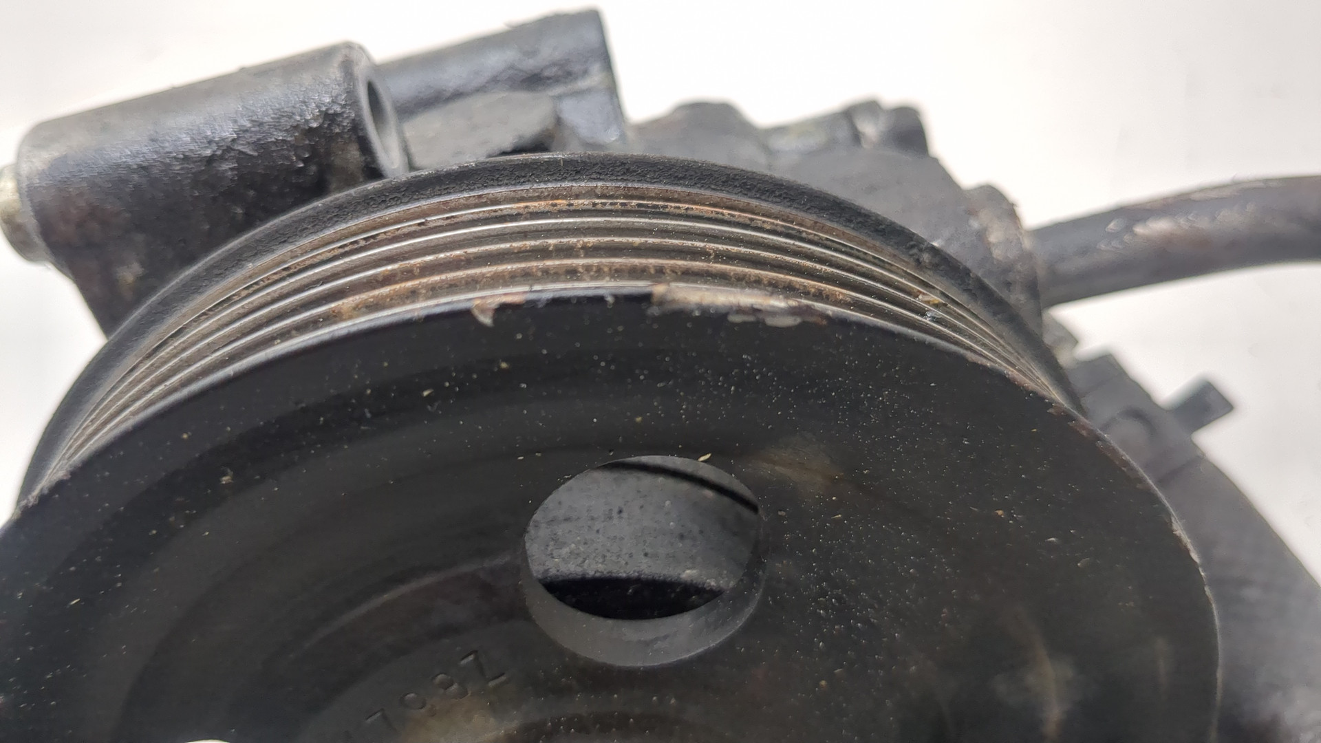 Насос ГУР (гидроусилитель руля)