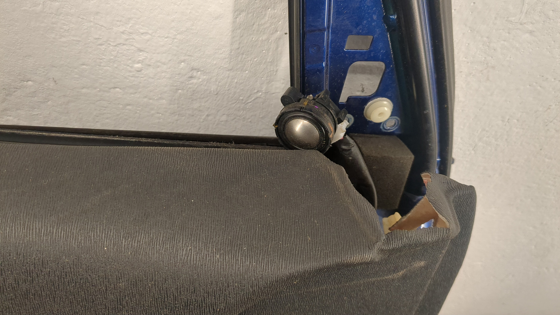 Дверь передняя левая