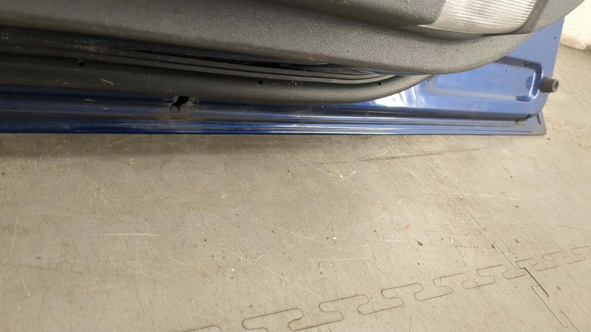 Дверь передняя правая