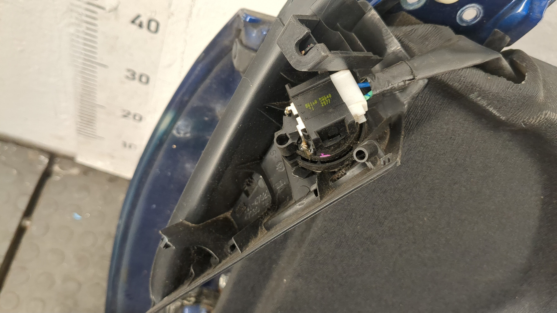 Дверь передняя правая