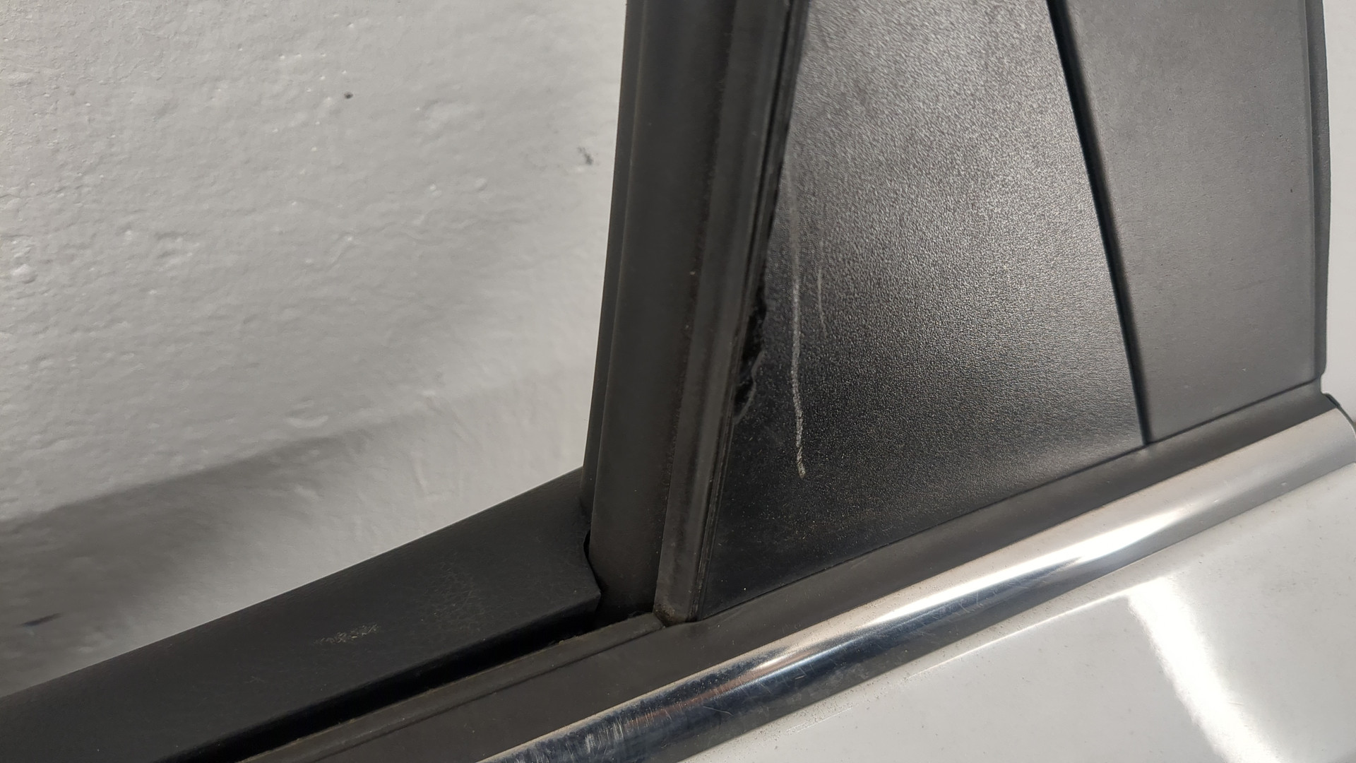 Дверь задняя левая