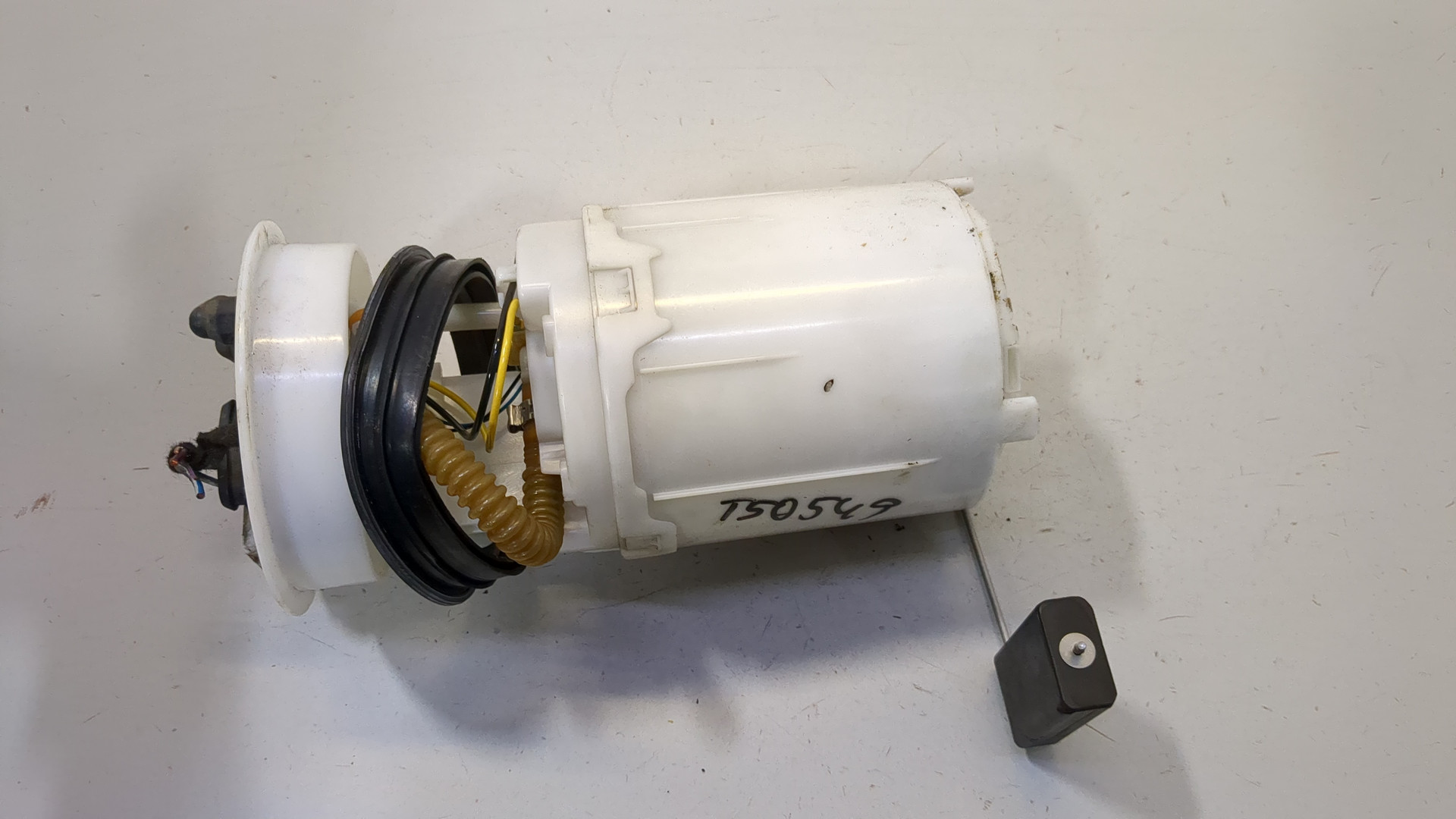 Насос топливный электрический