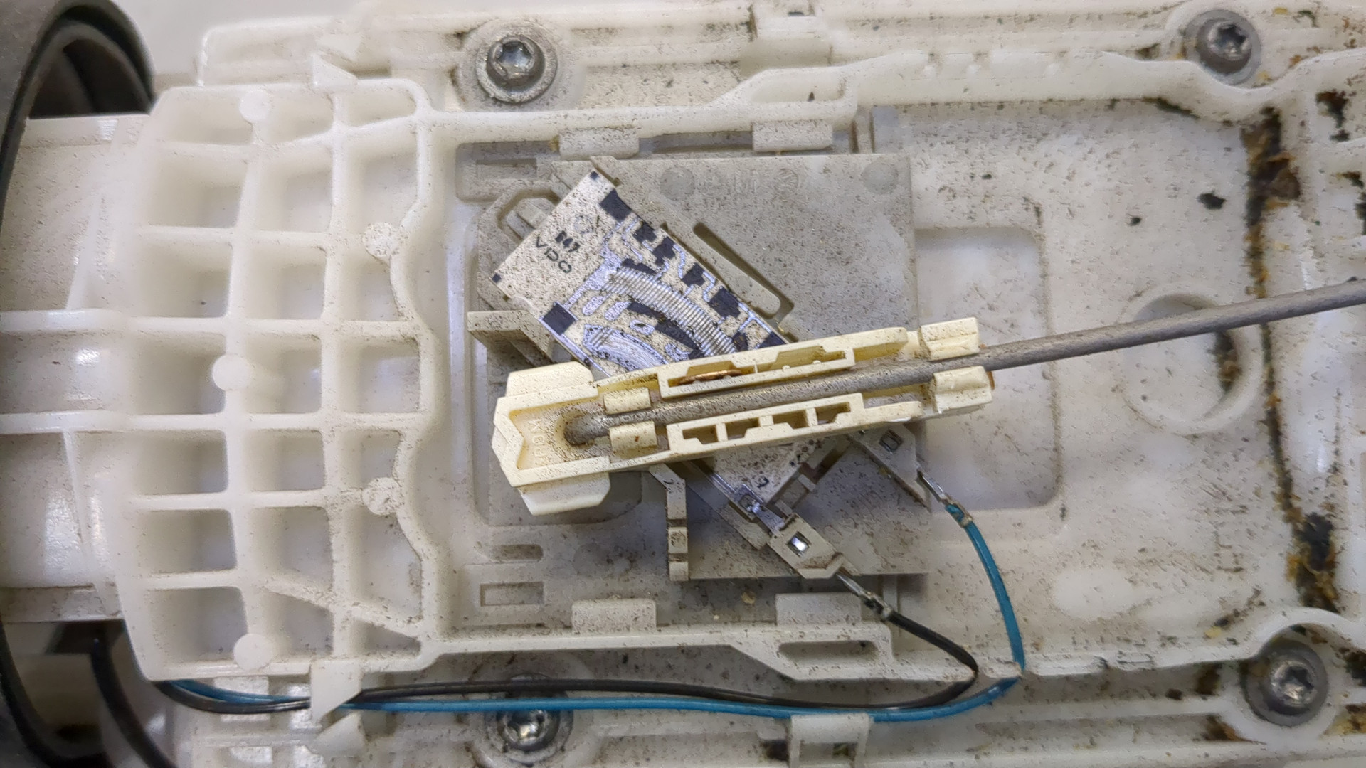 Насос топливный электрический