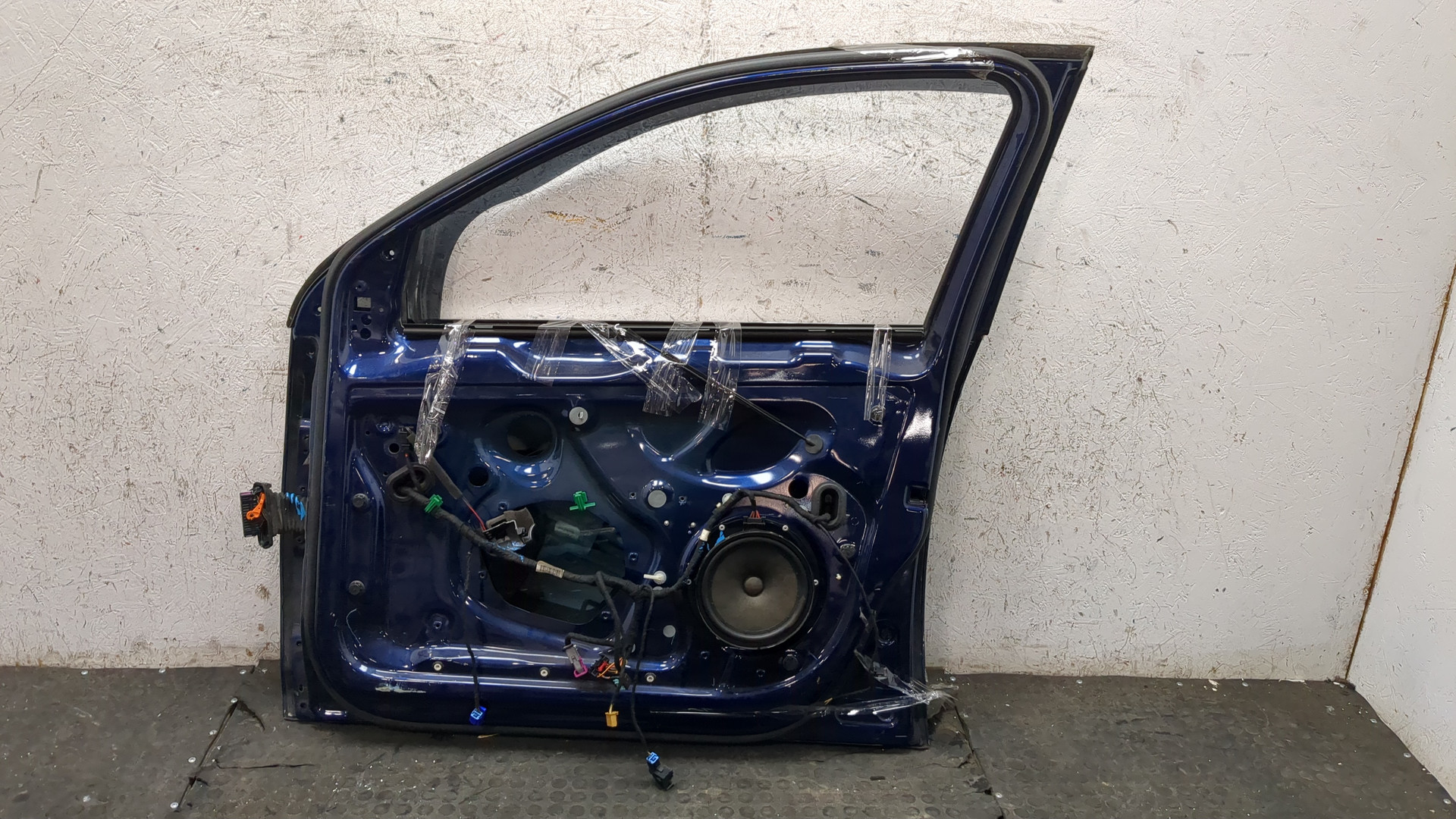 Дверь передняя правая