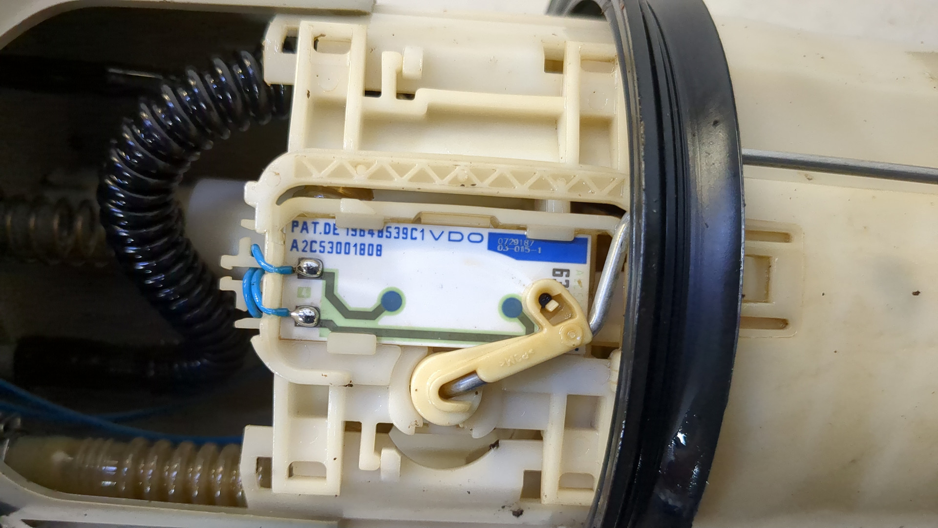 Датчик уровня топлива