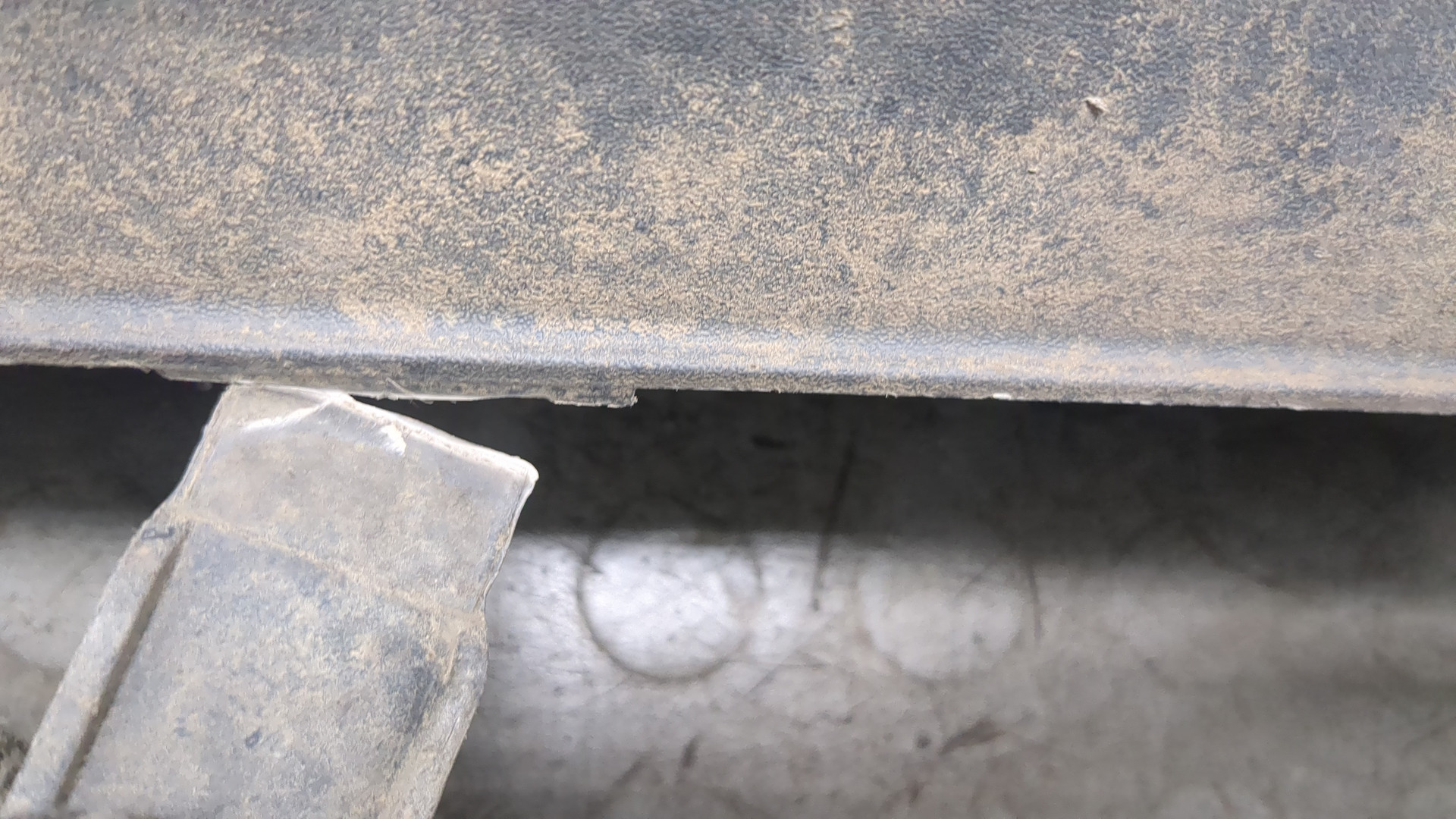 Бампер задний