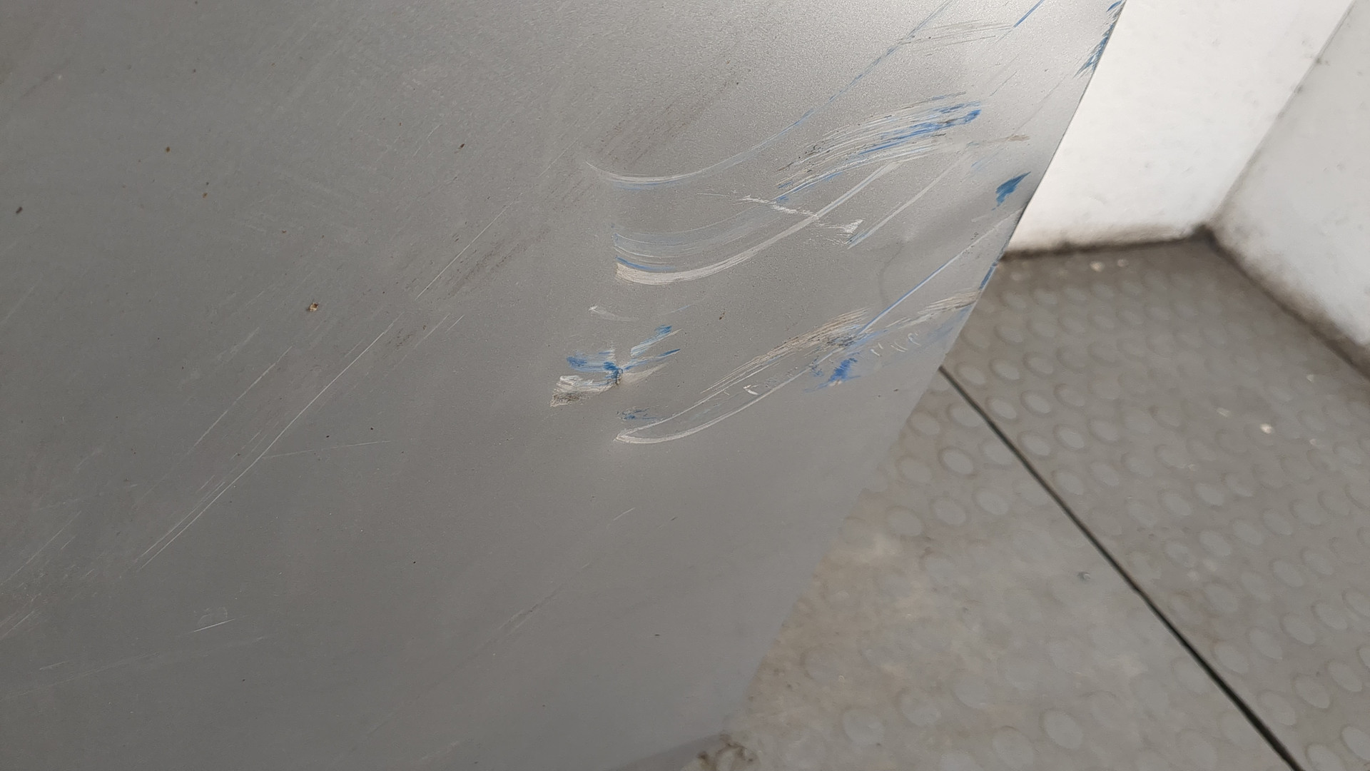 Дверь задняя правая