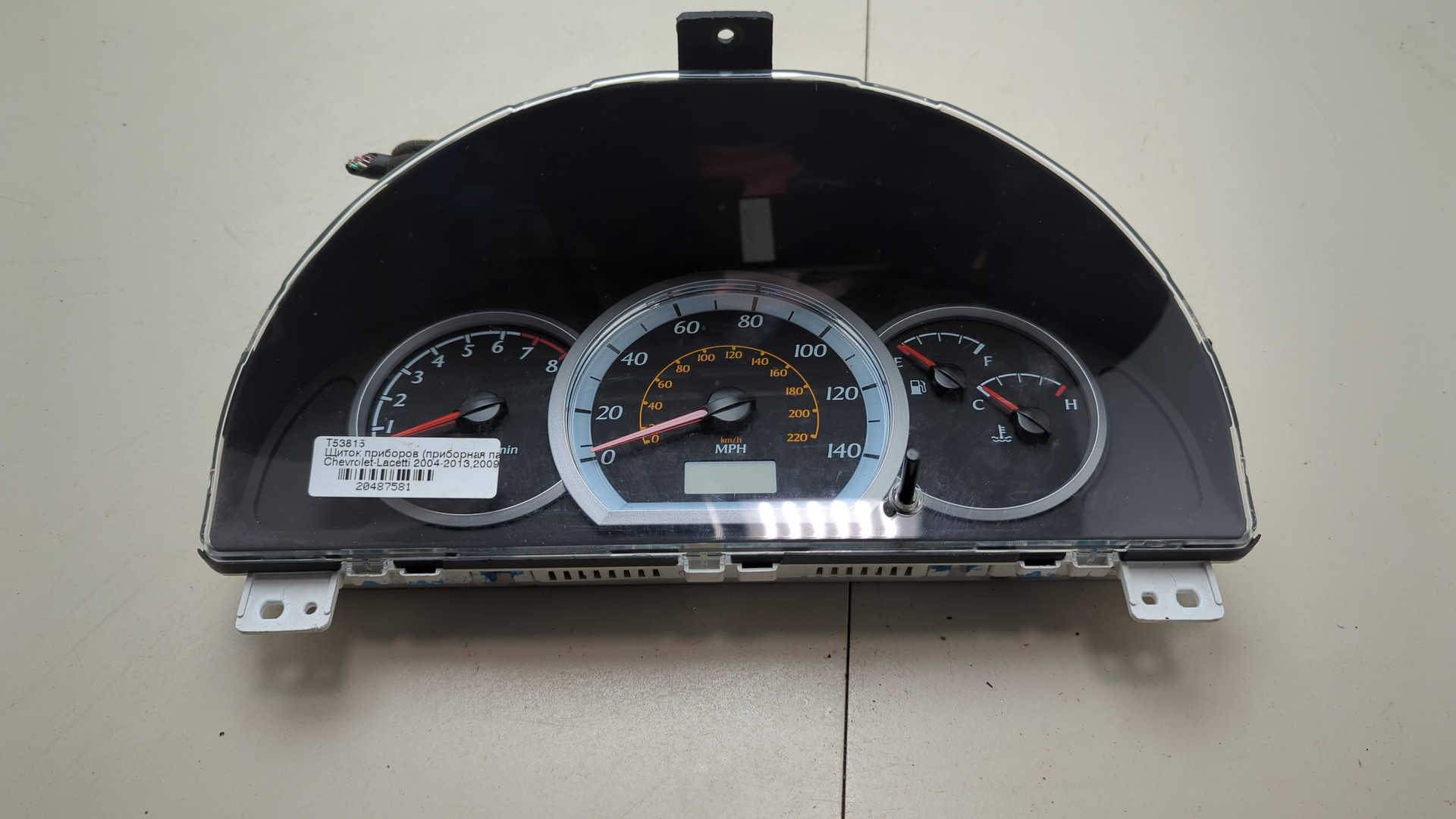 Панель приборов