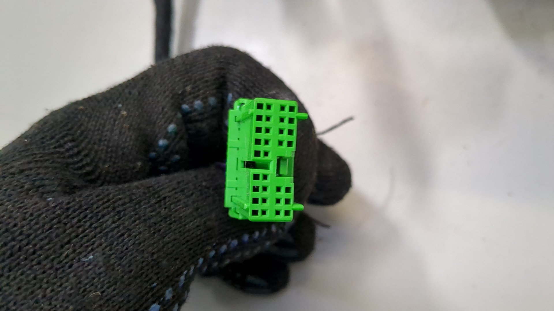 Зеркало правое электрическое