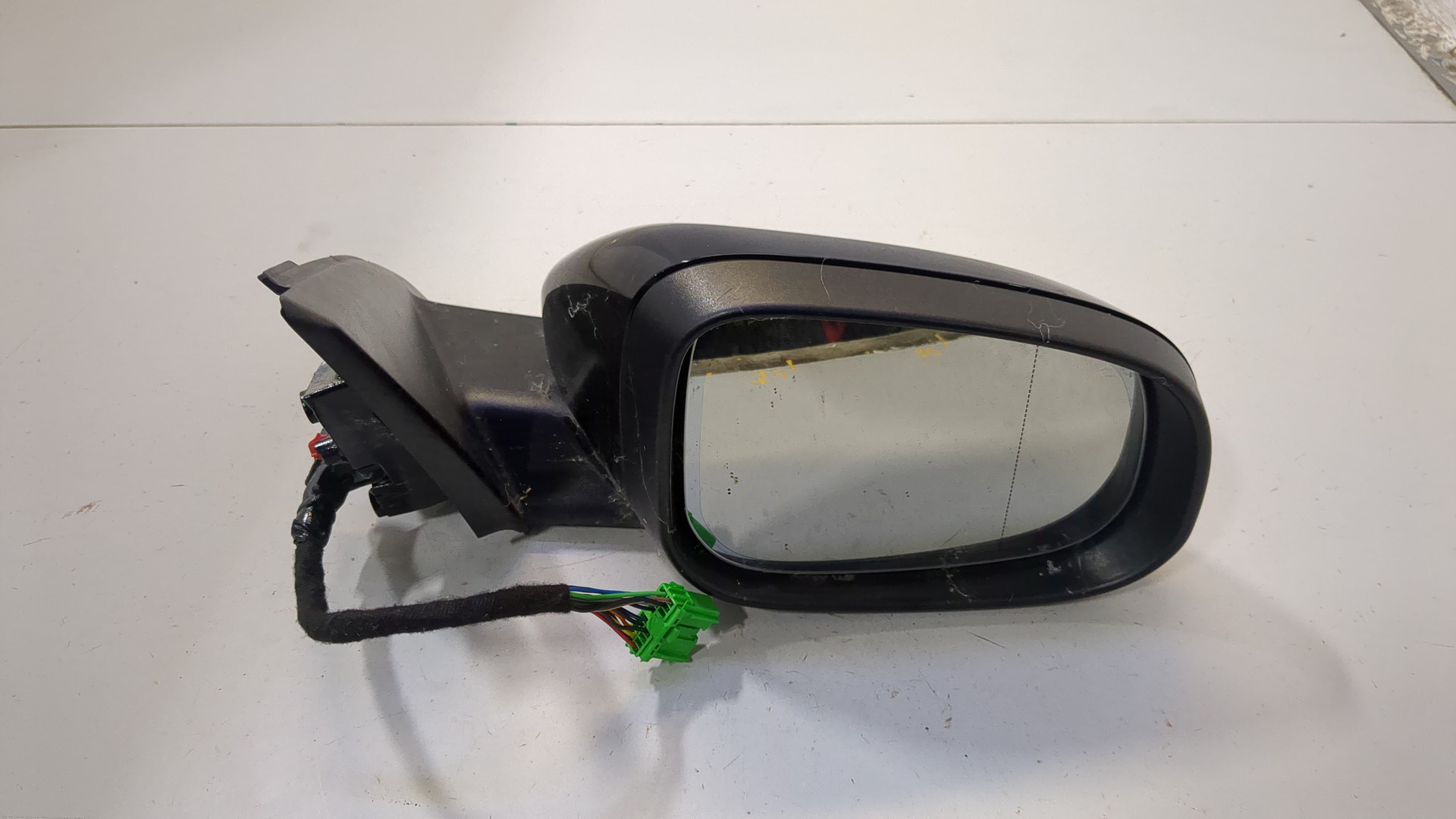 Зеркало правое электрическое