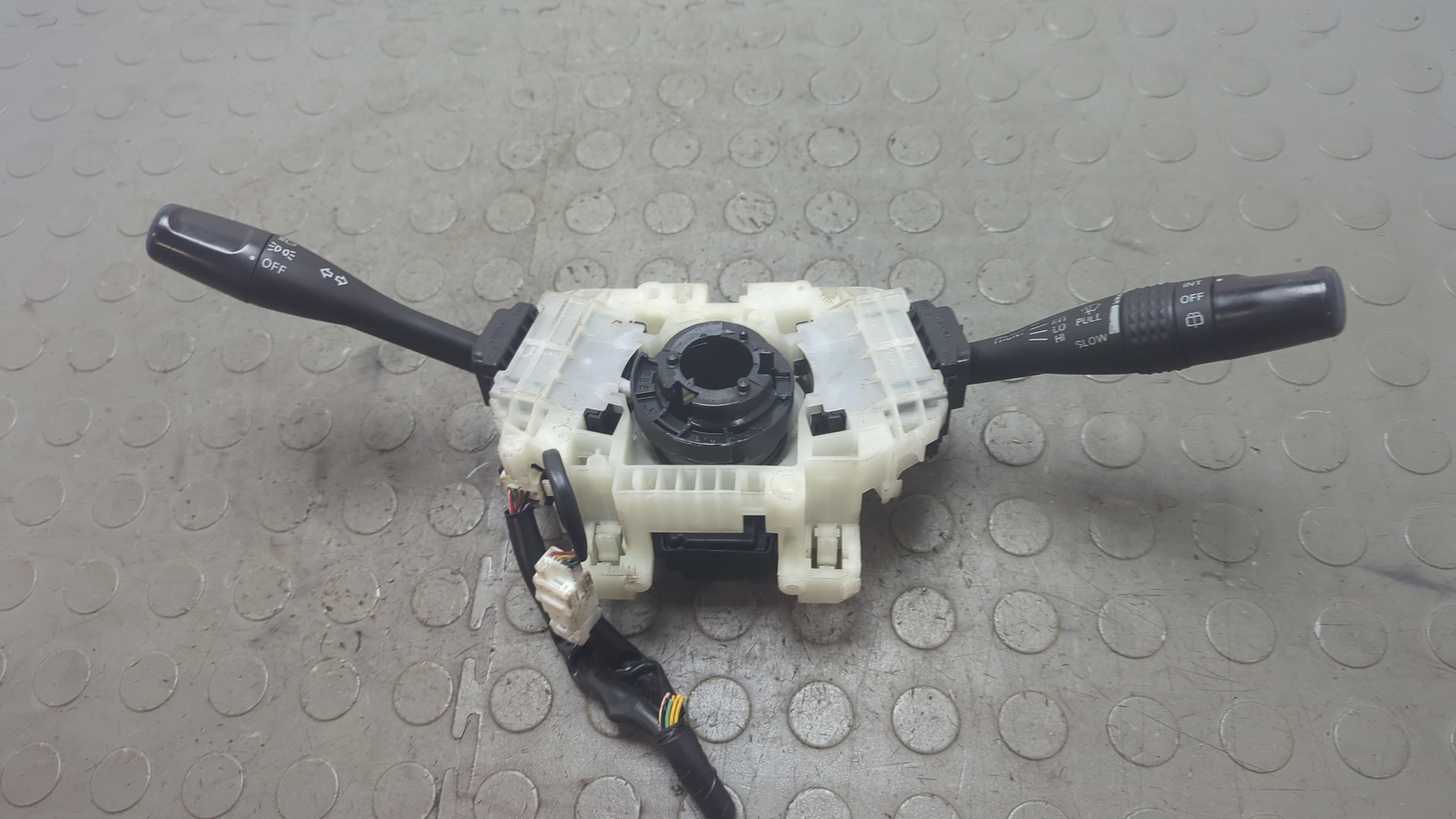 Переключатель подрулевой