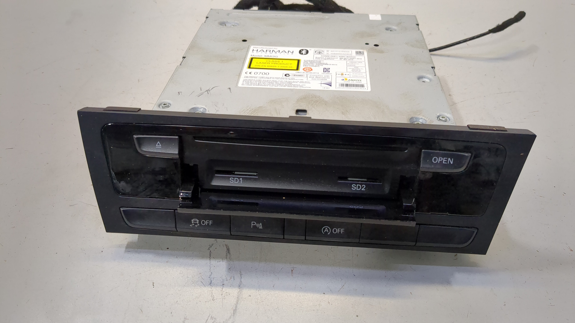 Проигрыватель CD/DVD