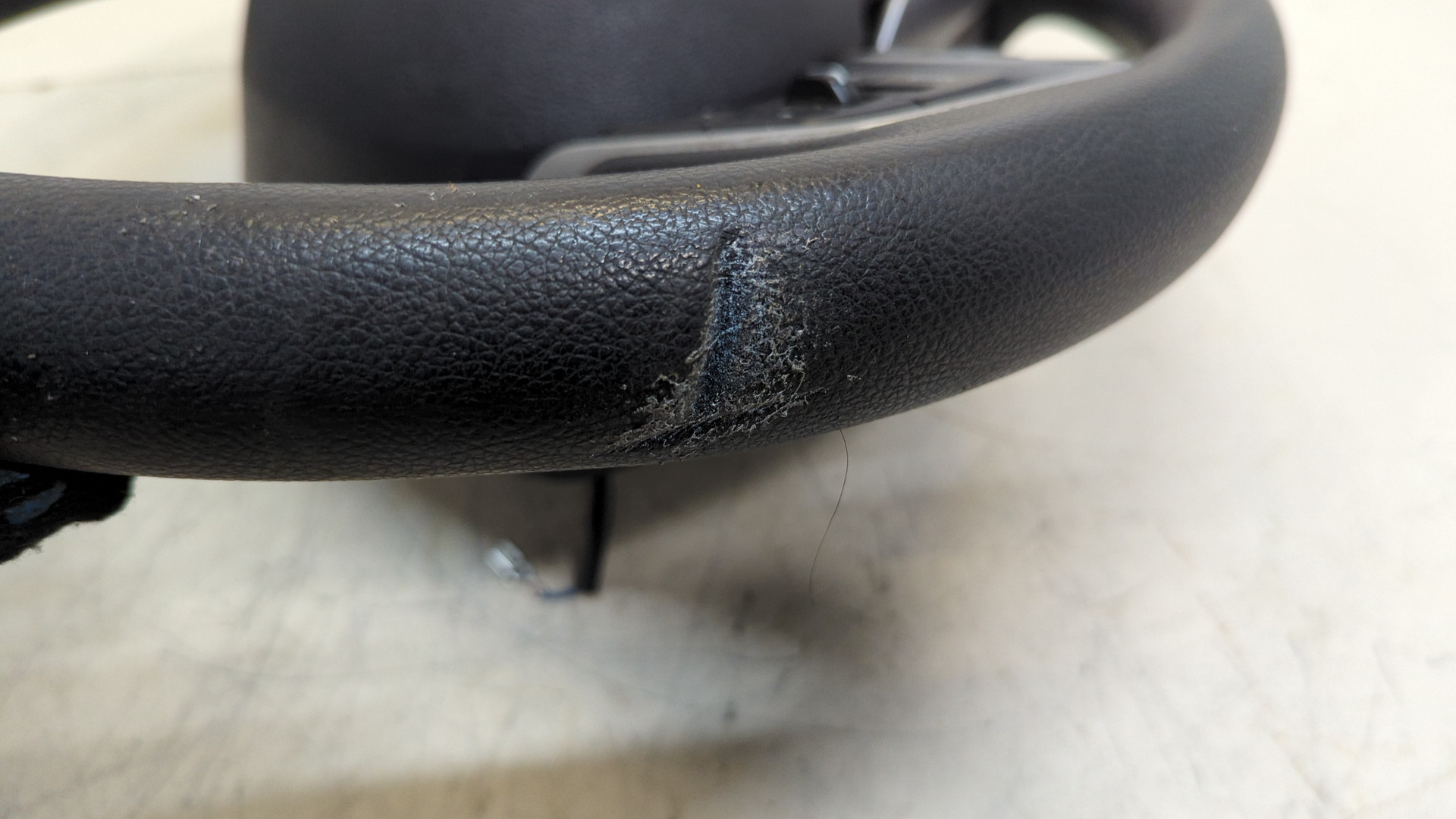 Рулевое колесо (руль)