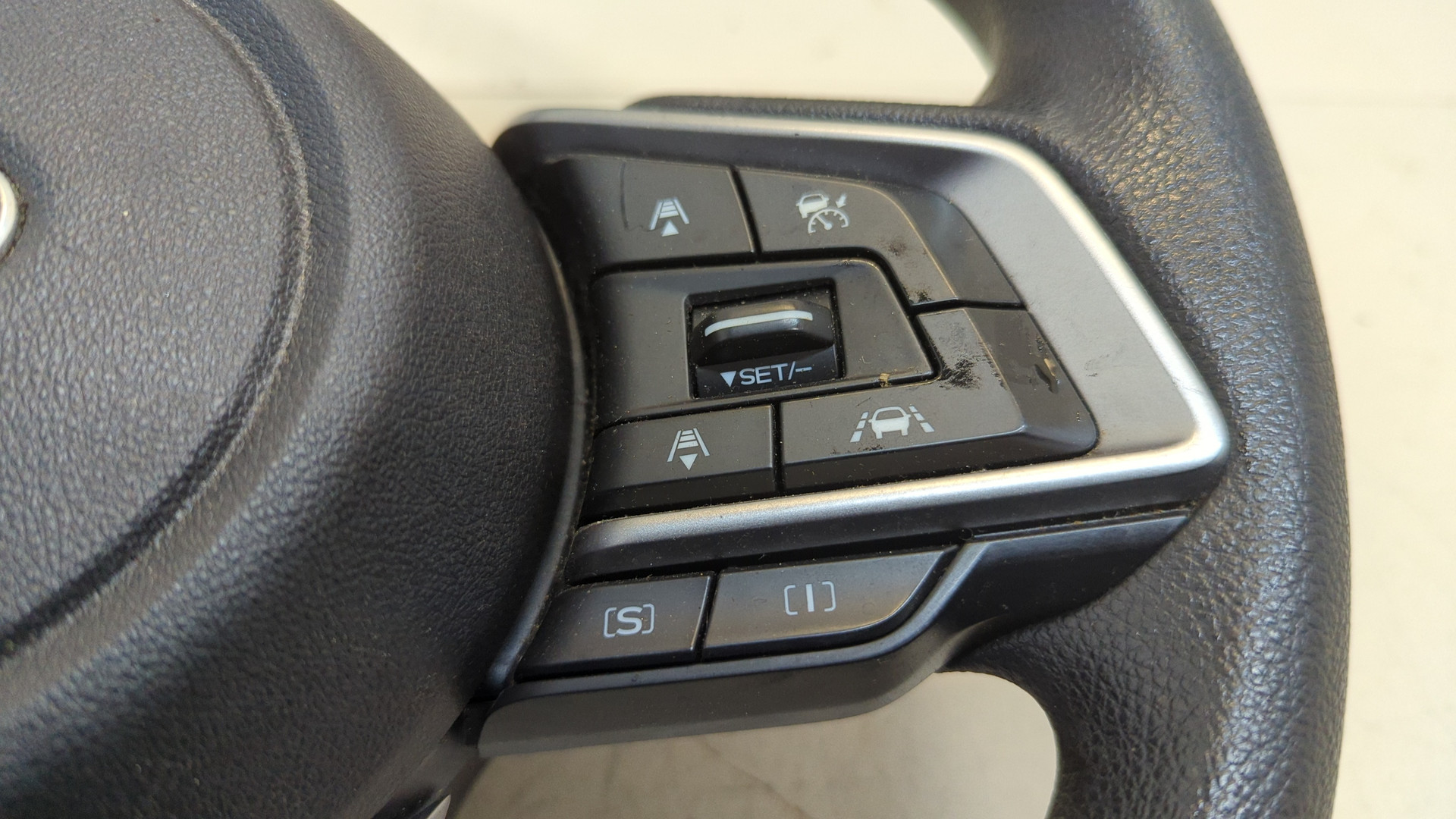 Рулевое колесо (руль)