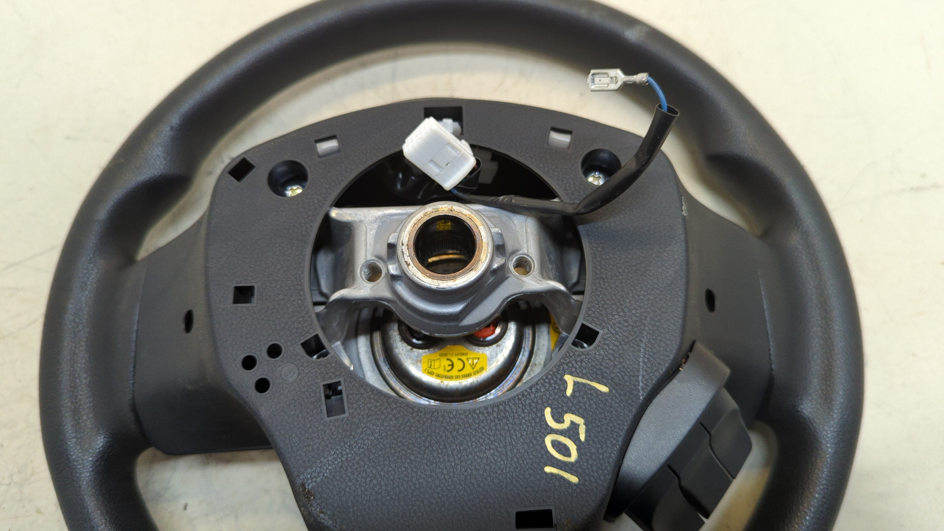 Рулевое колесо (руль)