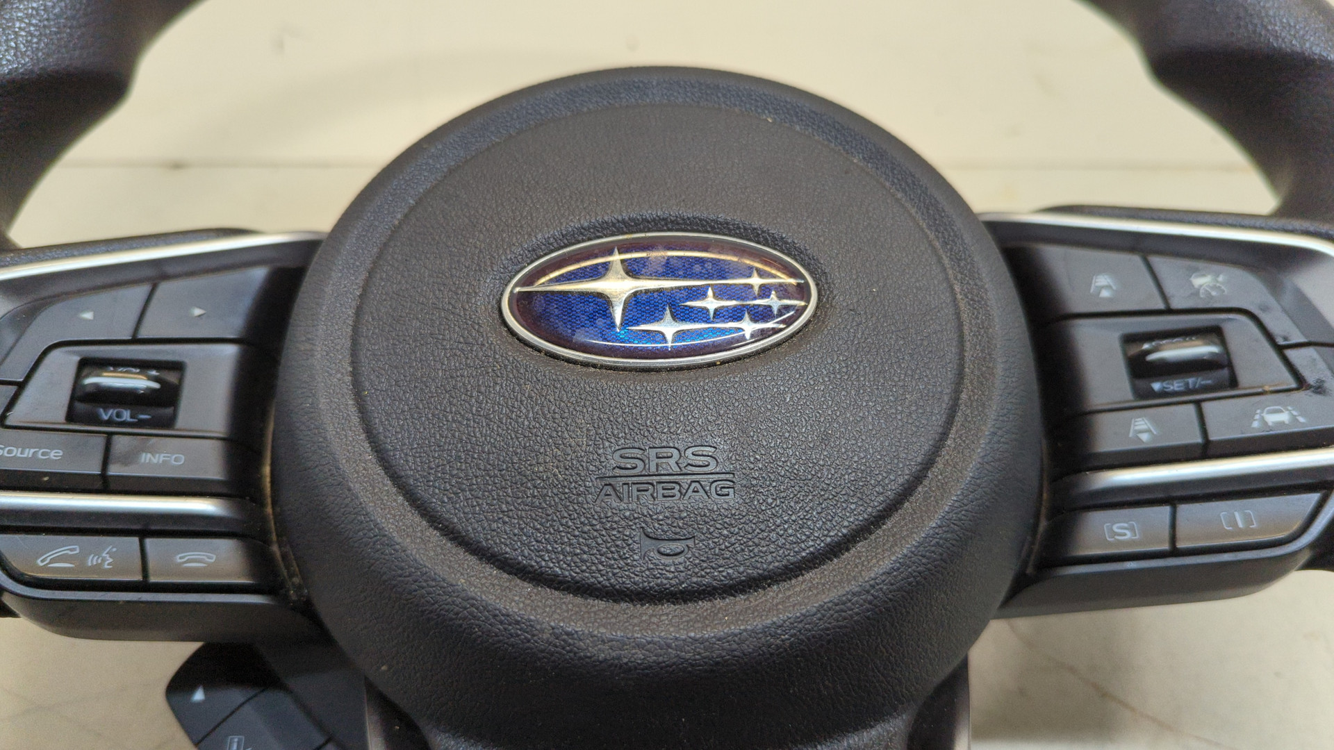 Рулевое колесо (руль)