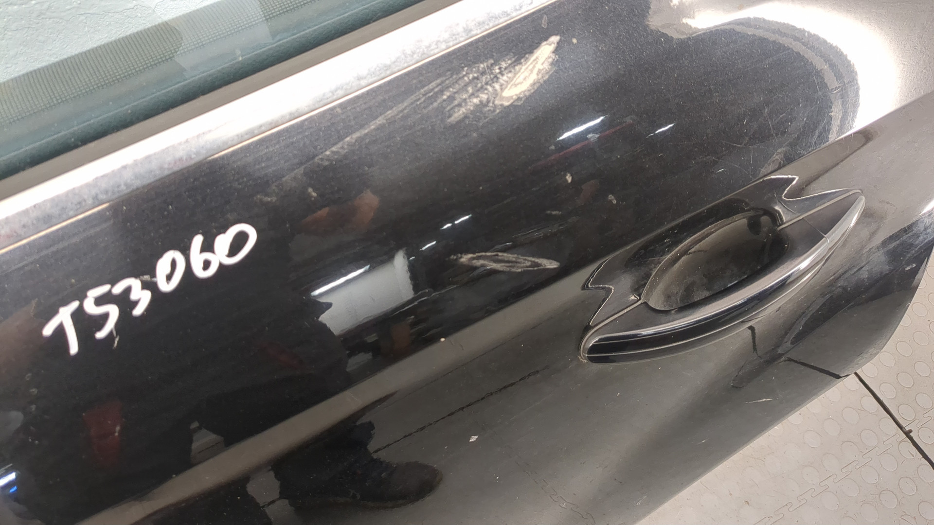 Дверь задняя левая