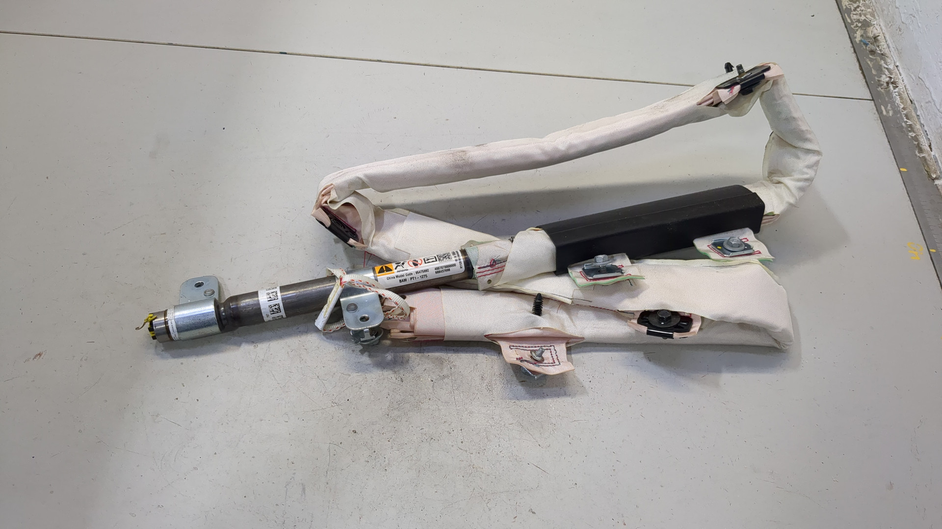 Подушка безопасности боковая (шторка)