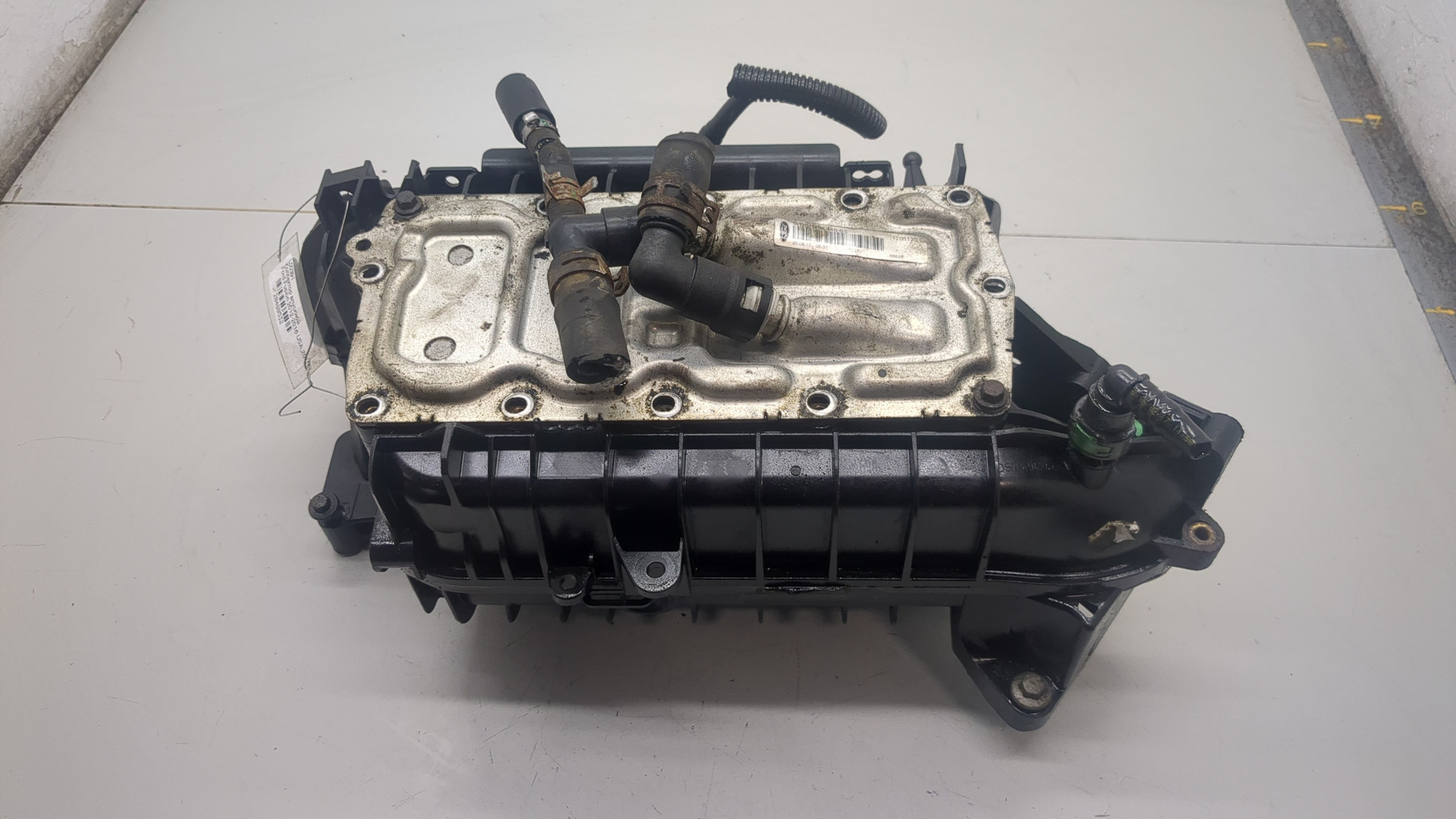 Коллектор впускной