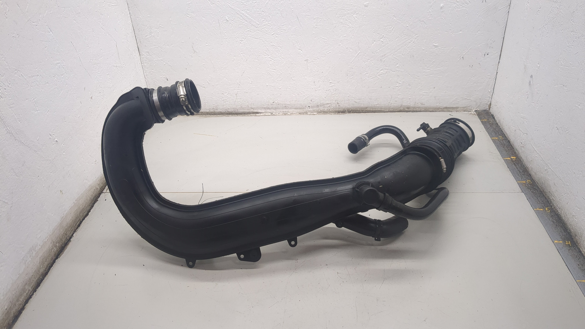 Патрубок интеркулера