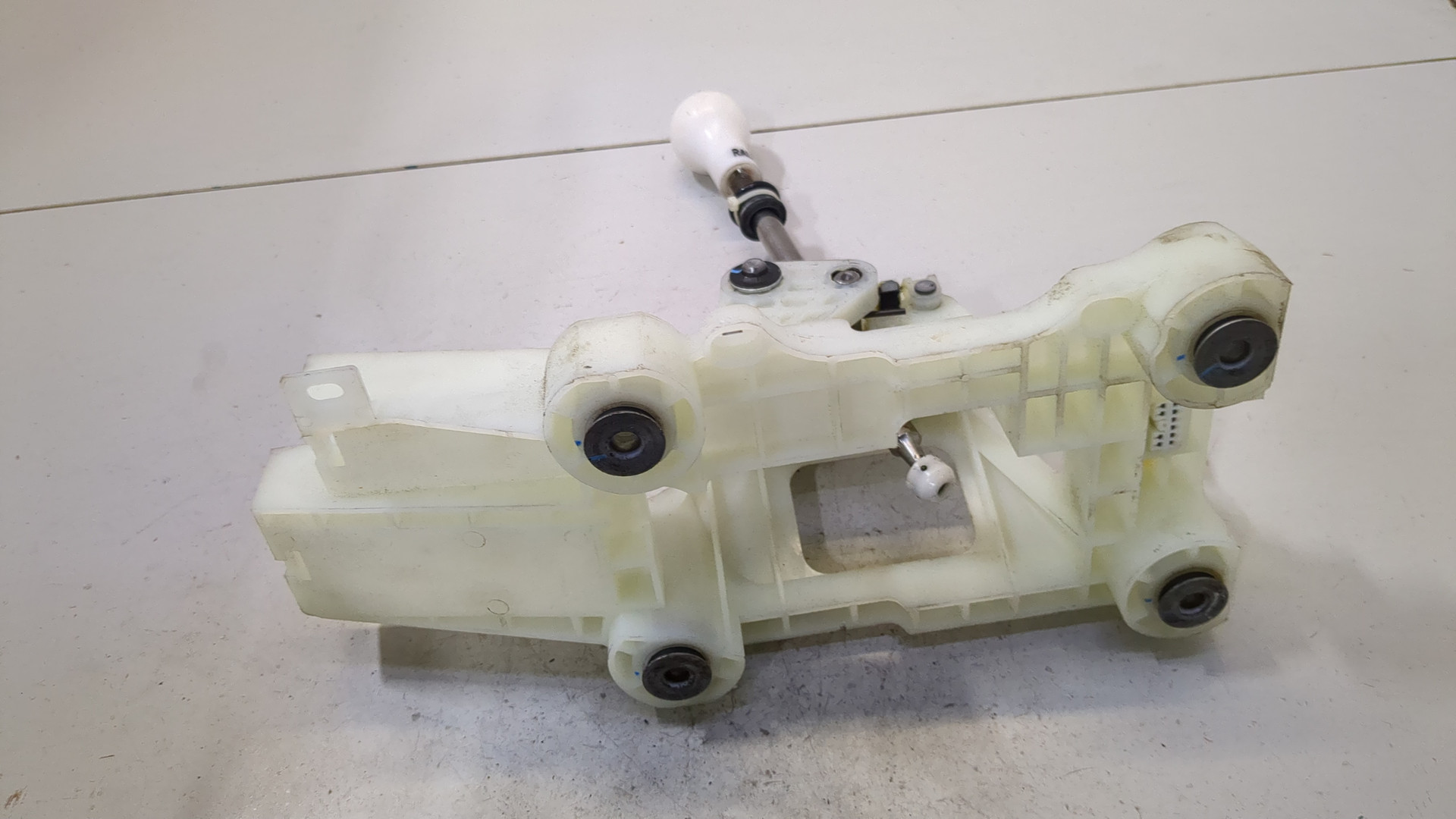 Кулиса МКПП / АКПП