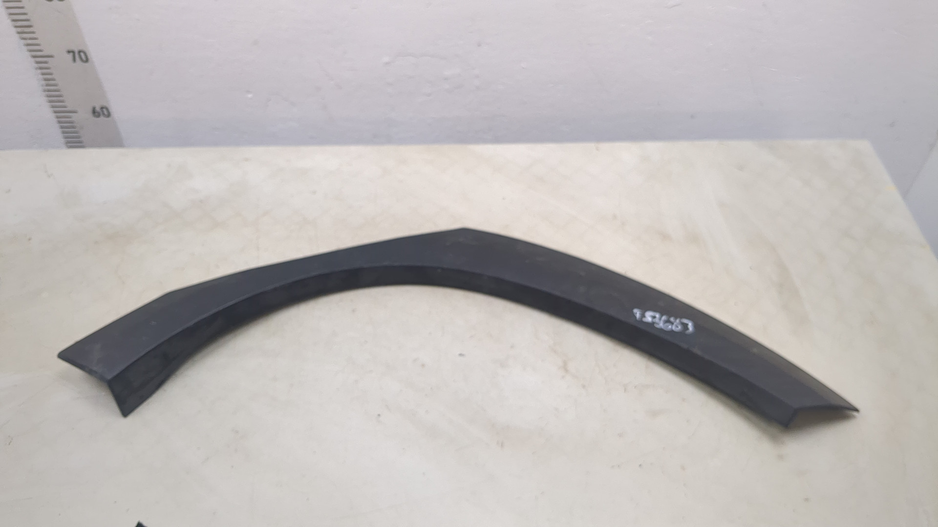 Накладка заднего крыла левого