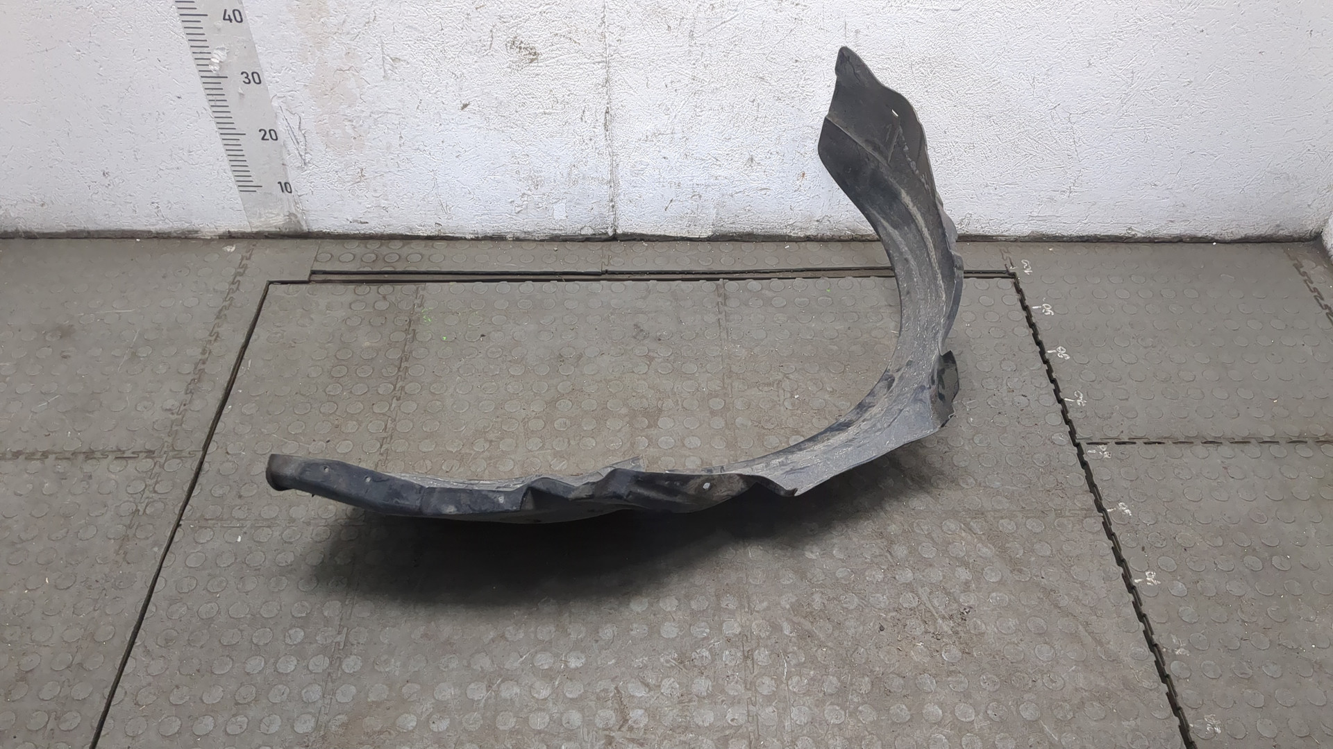 Локер передний левый