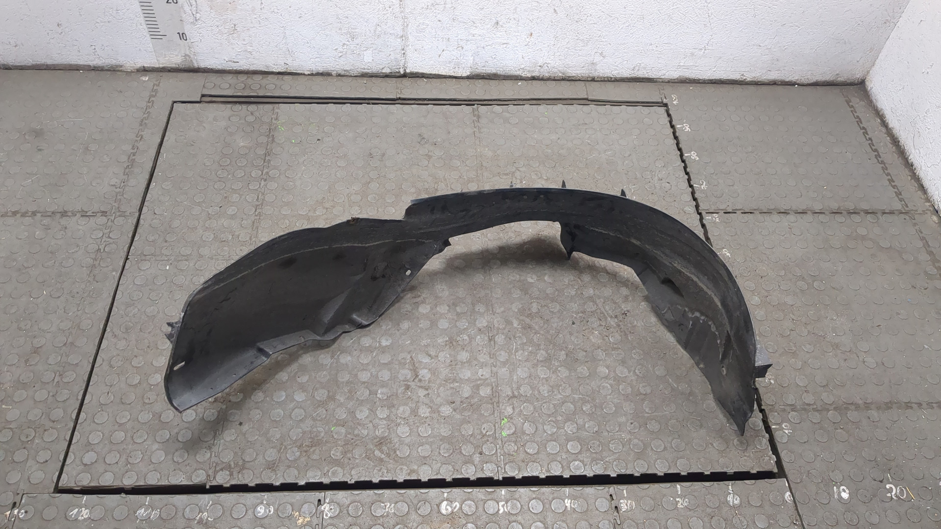 Локер передний левый