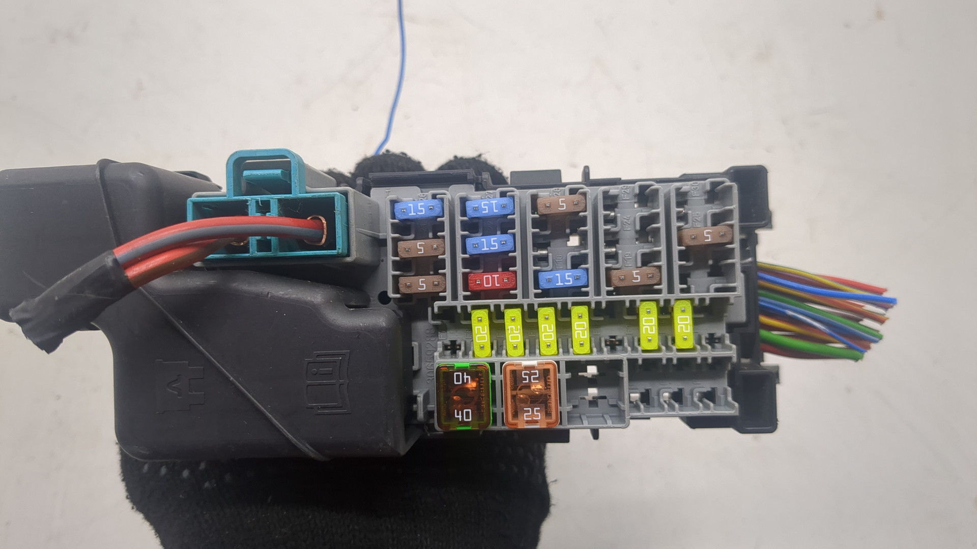 Блок предохранителей