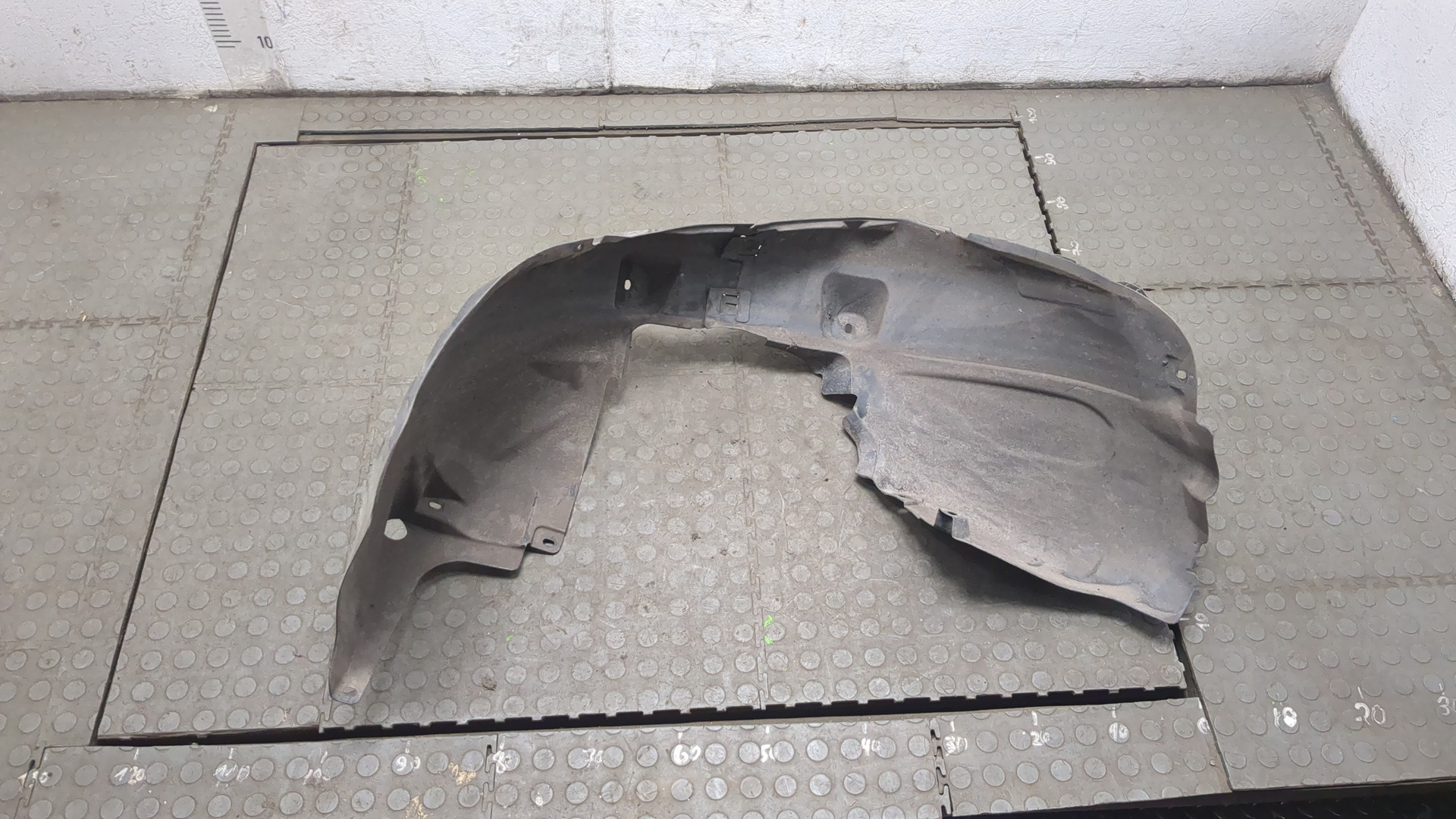 Локер передний левый