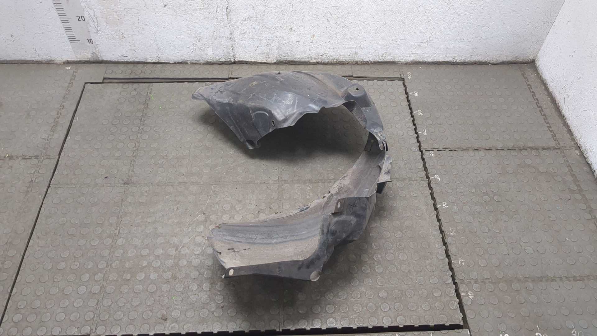 Локер передний левый