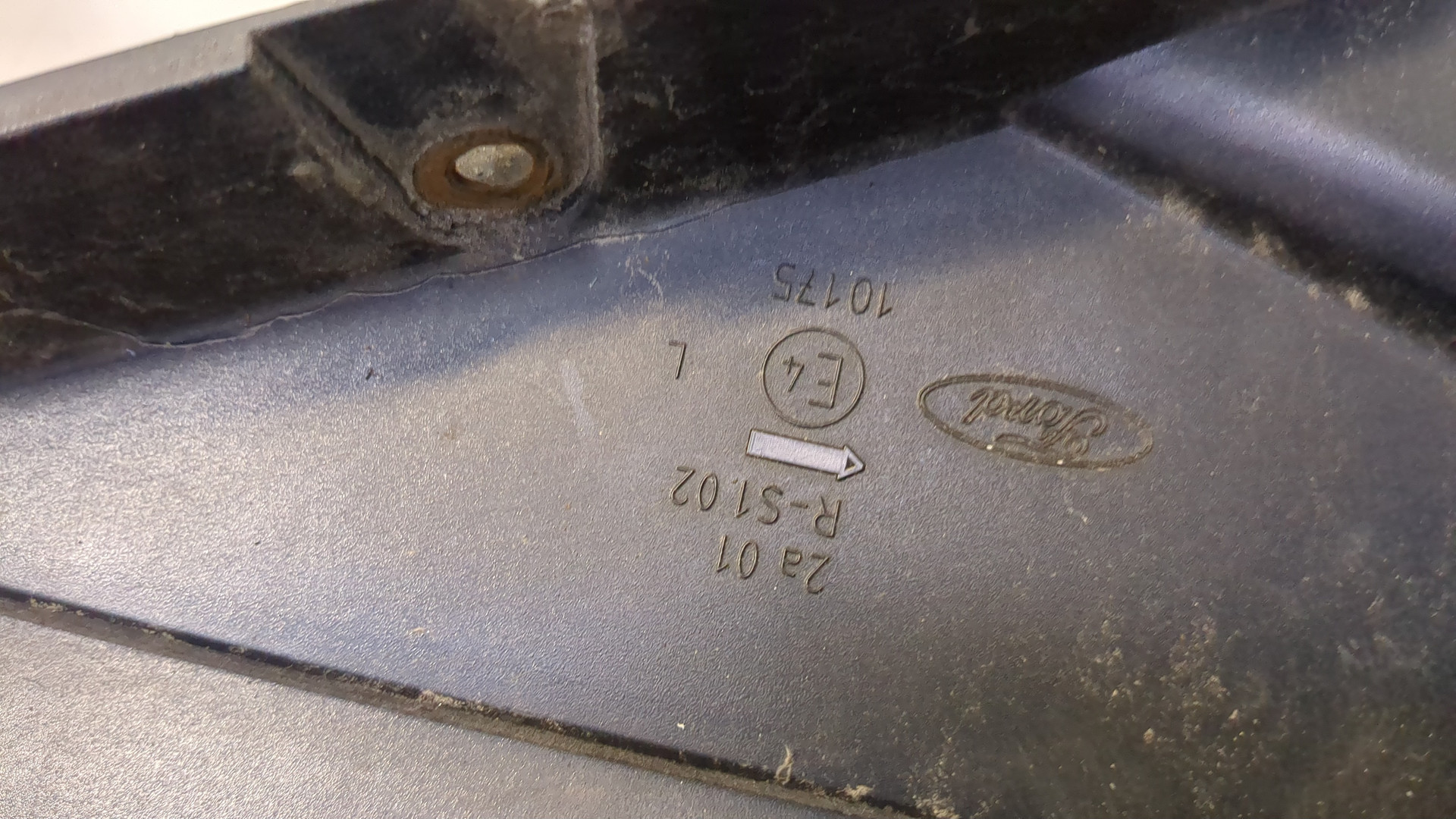 Фонарь задний левый