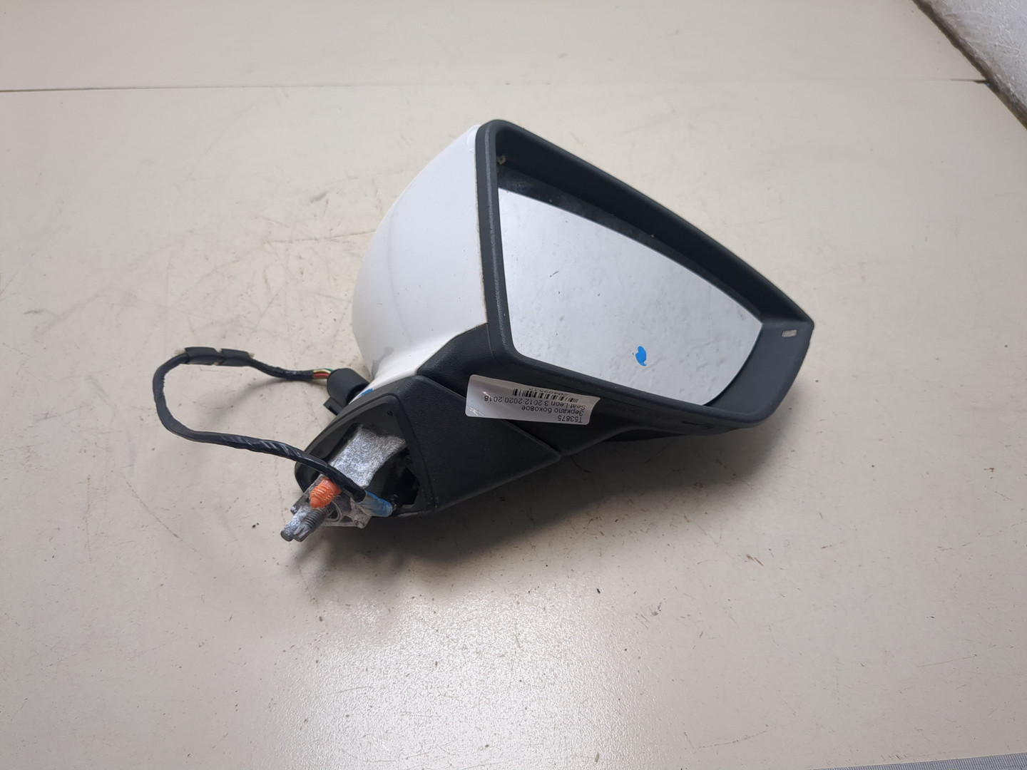 Зеркало правое электрическое