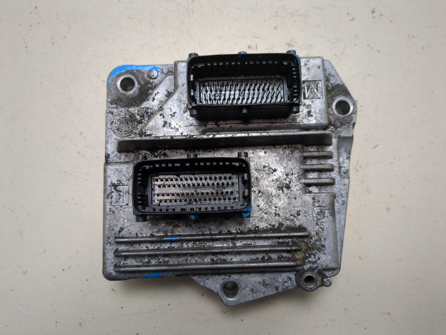 Блок управления двигателем