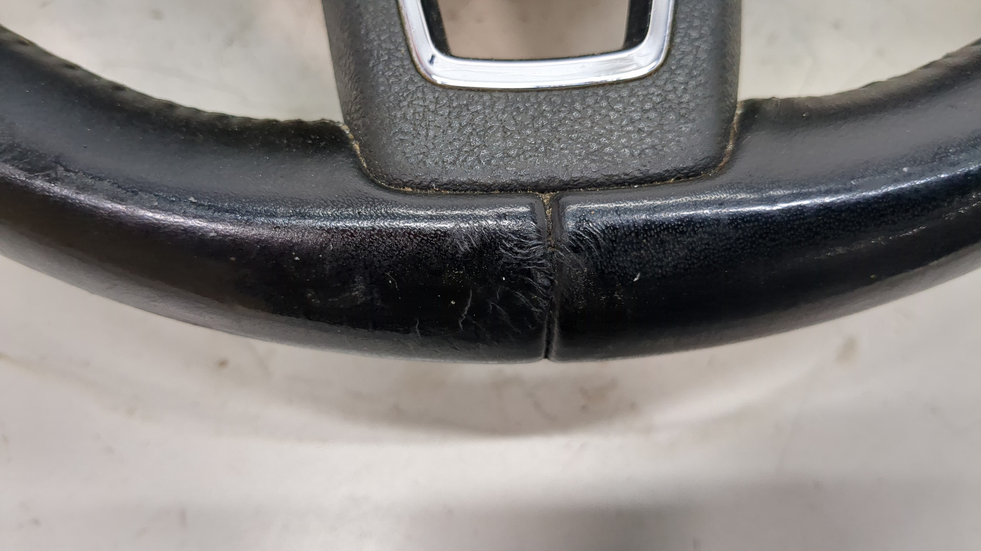 Рулевое колесо (руль)