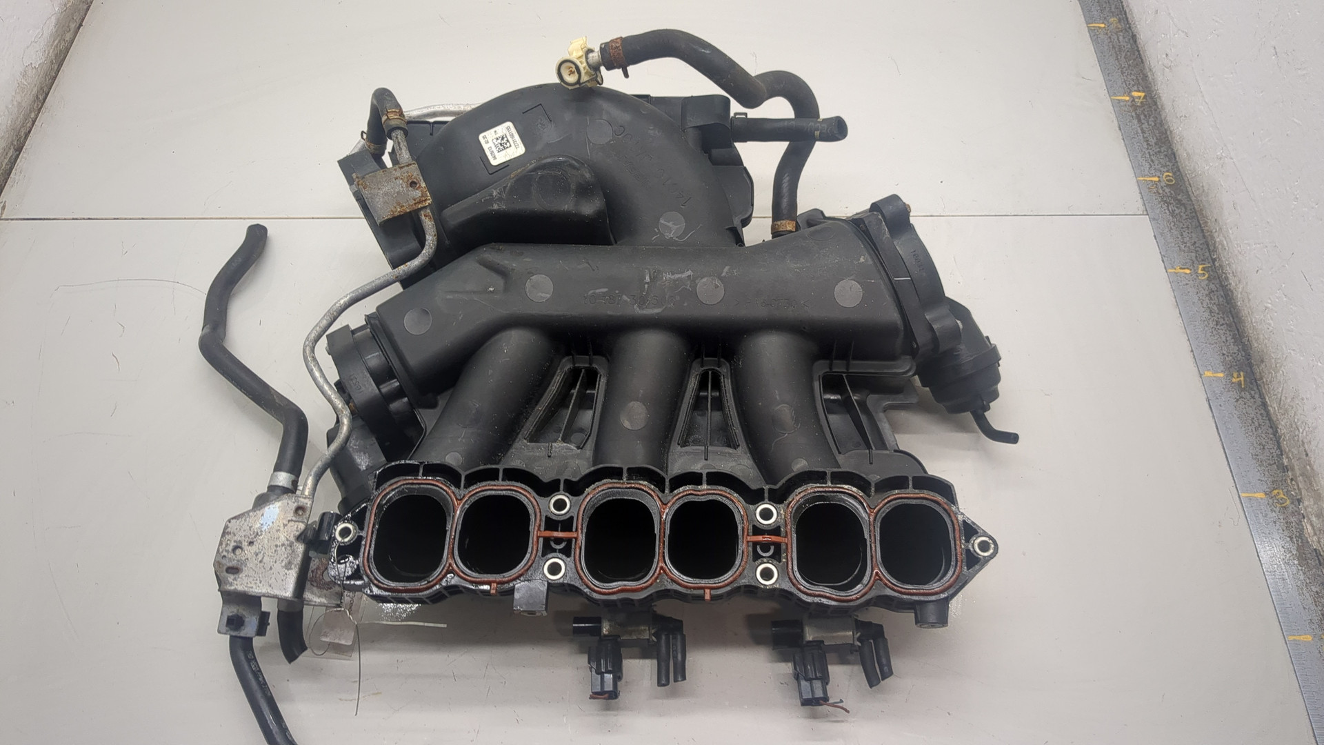 Коллектор впускной