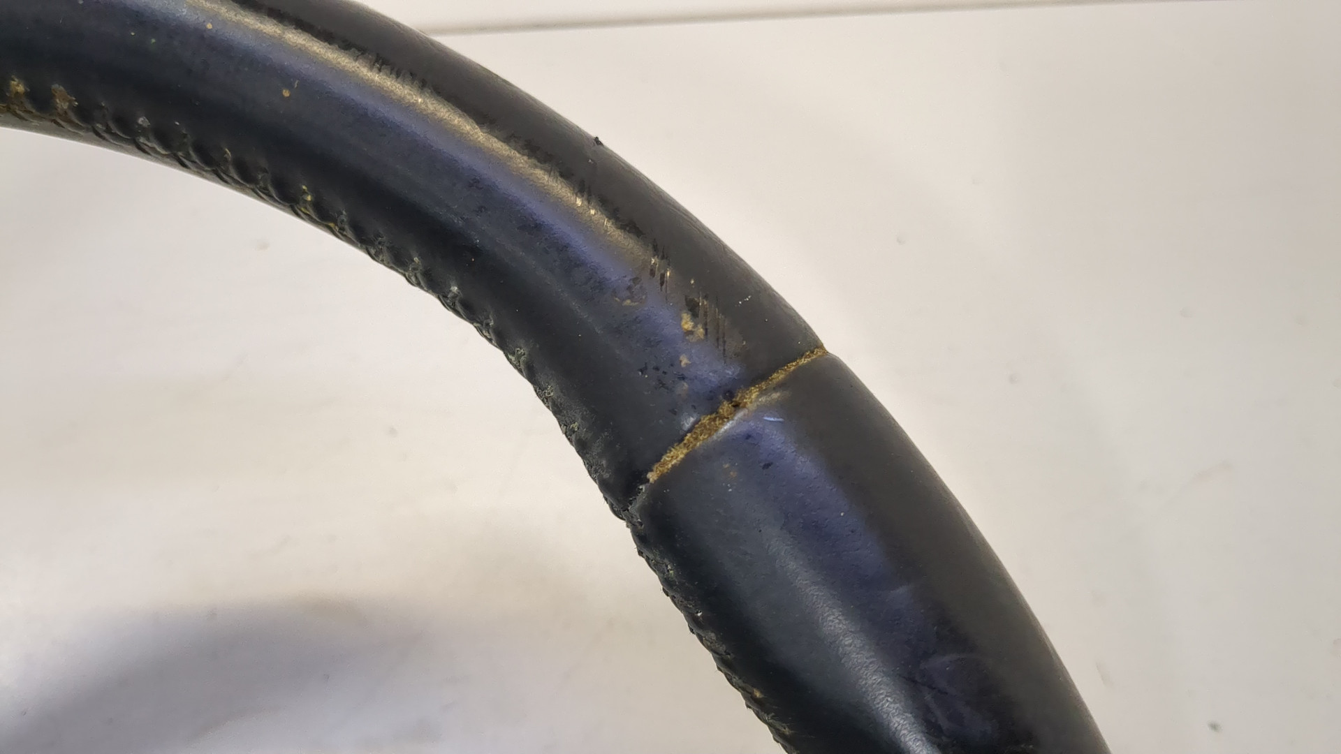 Рулевое колесо (руль)