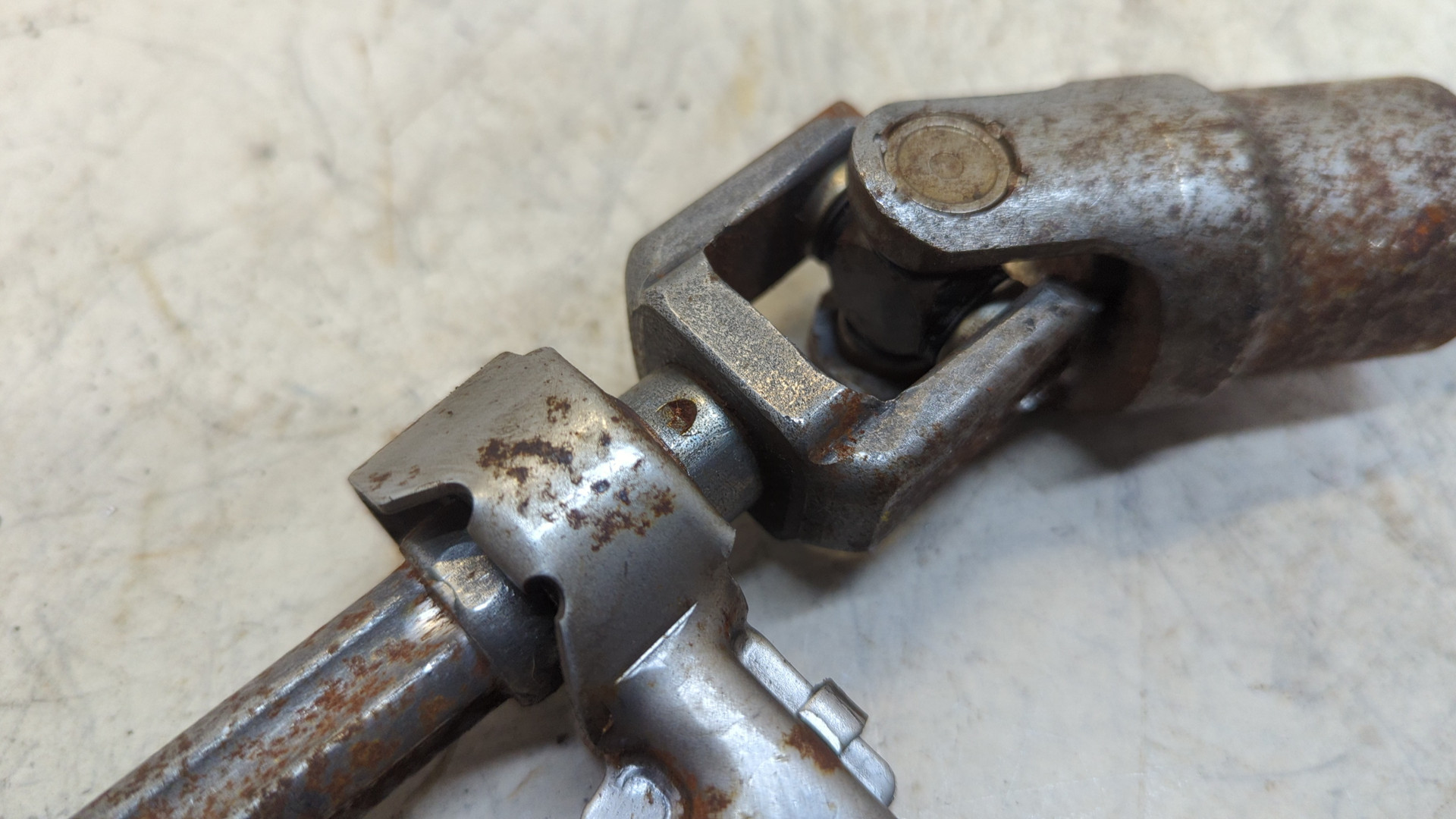 Кардан рулевой