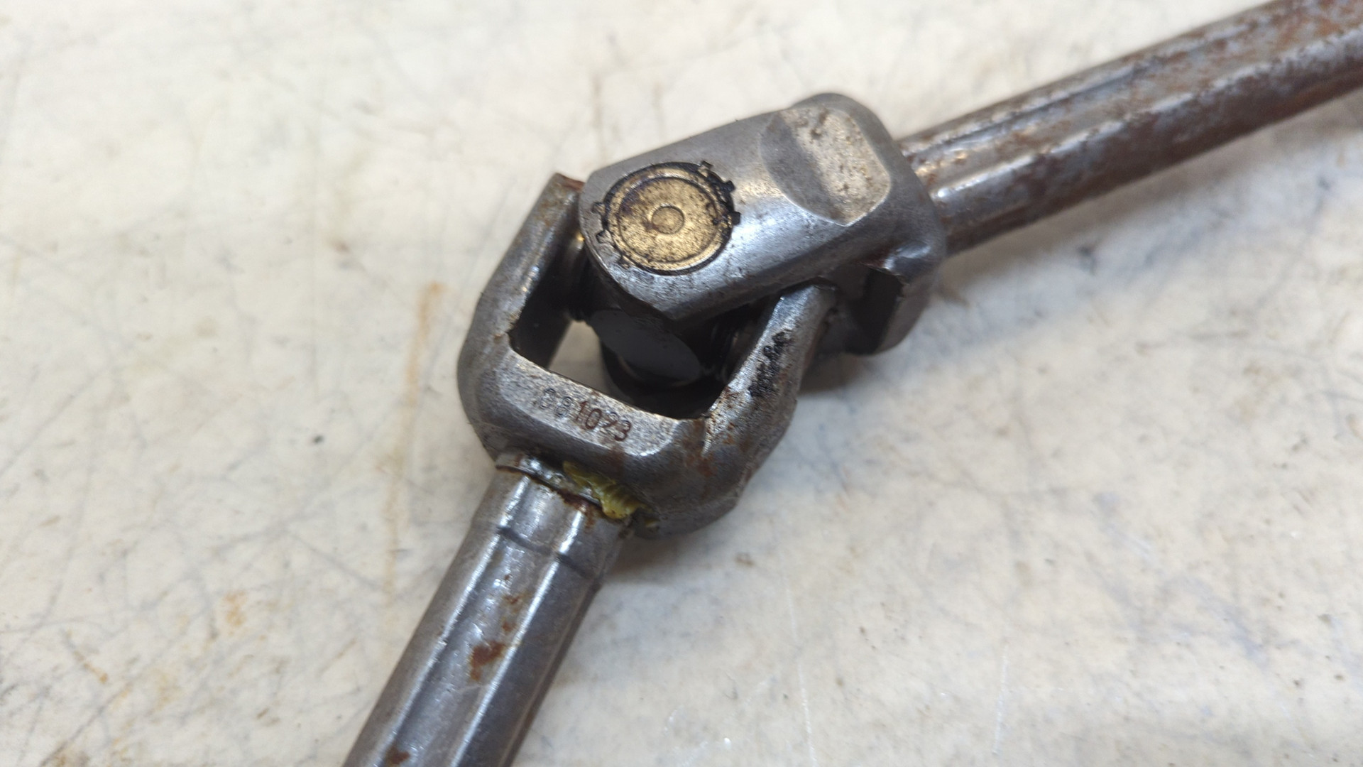 Кардан рулевой