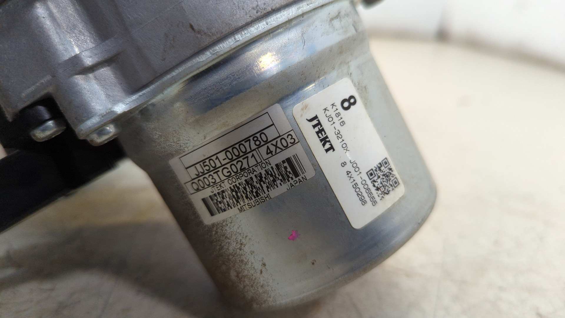 Серводвигатель рулевой рейки