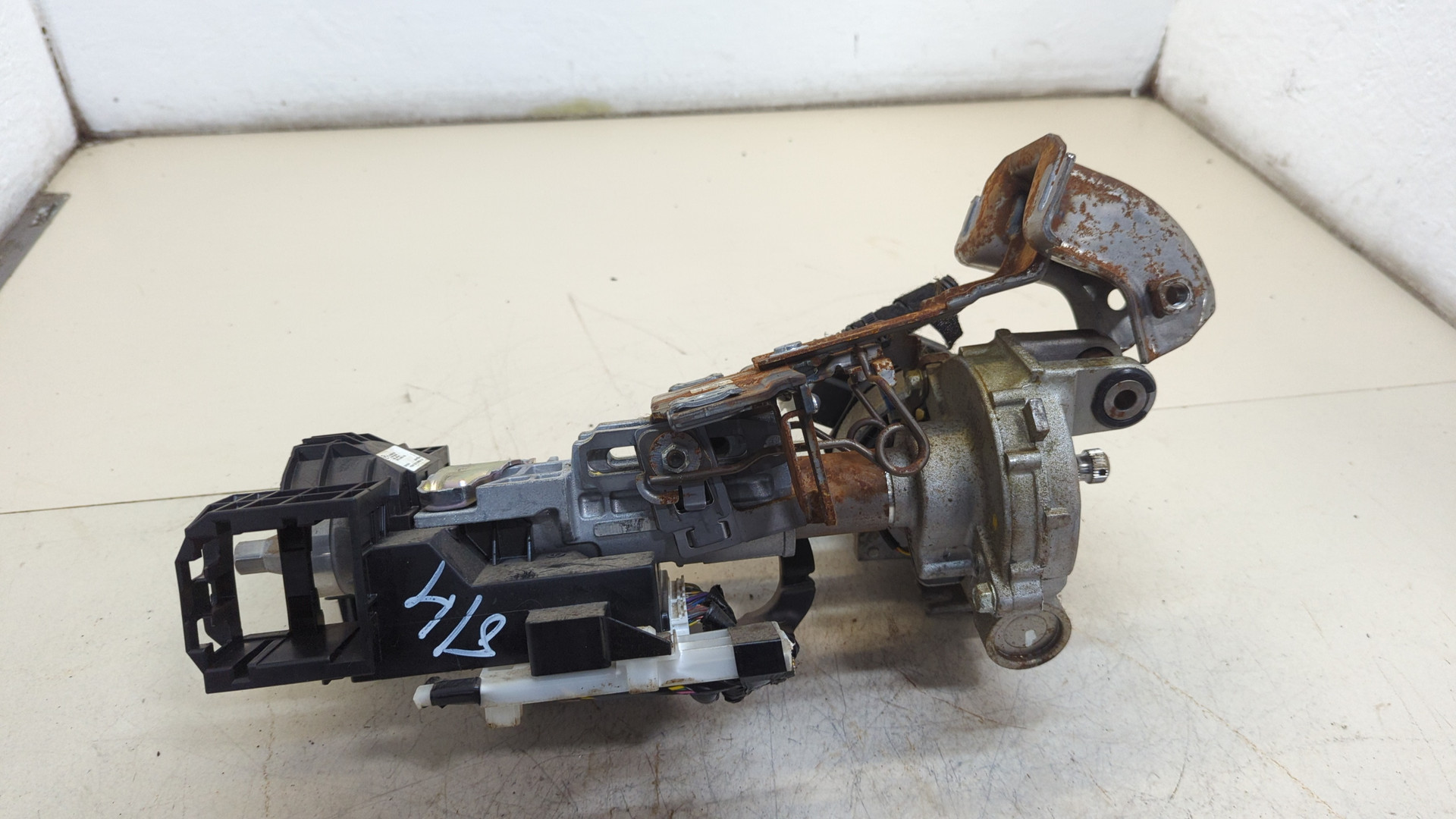 Серводвигатель рулевой рейки