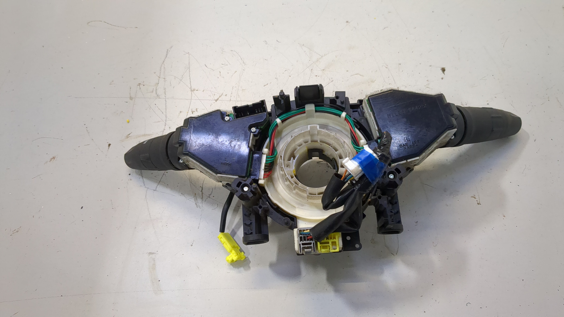 Переключатель поворотов подрулевой