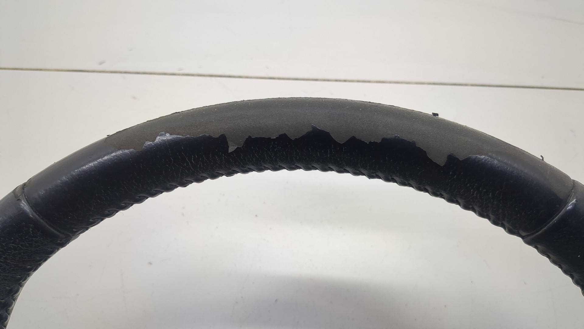 Рулевое колесо (руль)