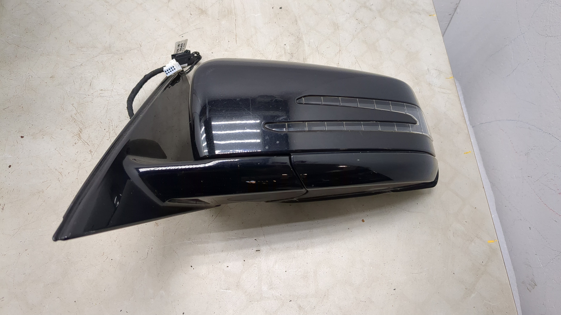 Зеркало левое электрическое