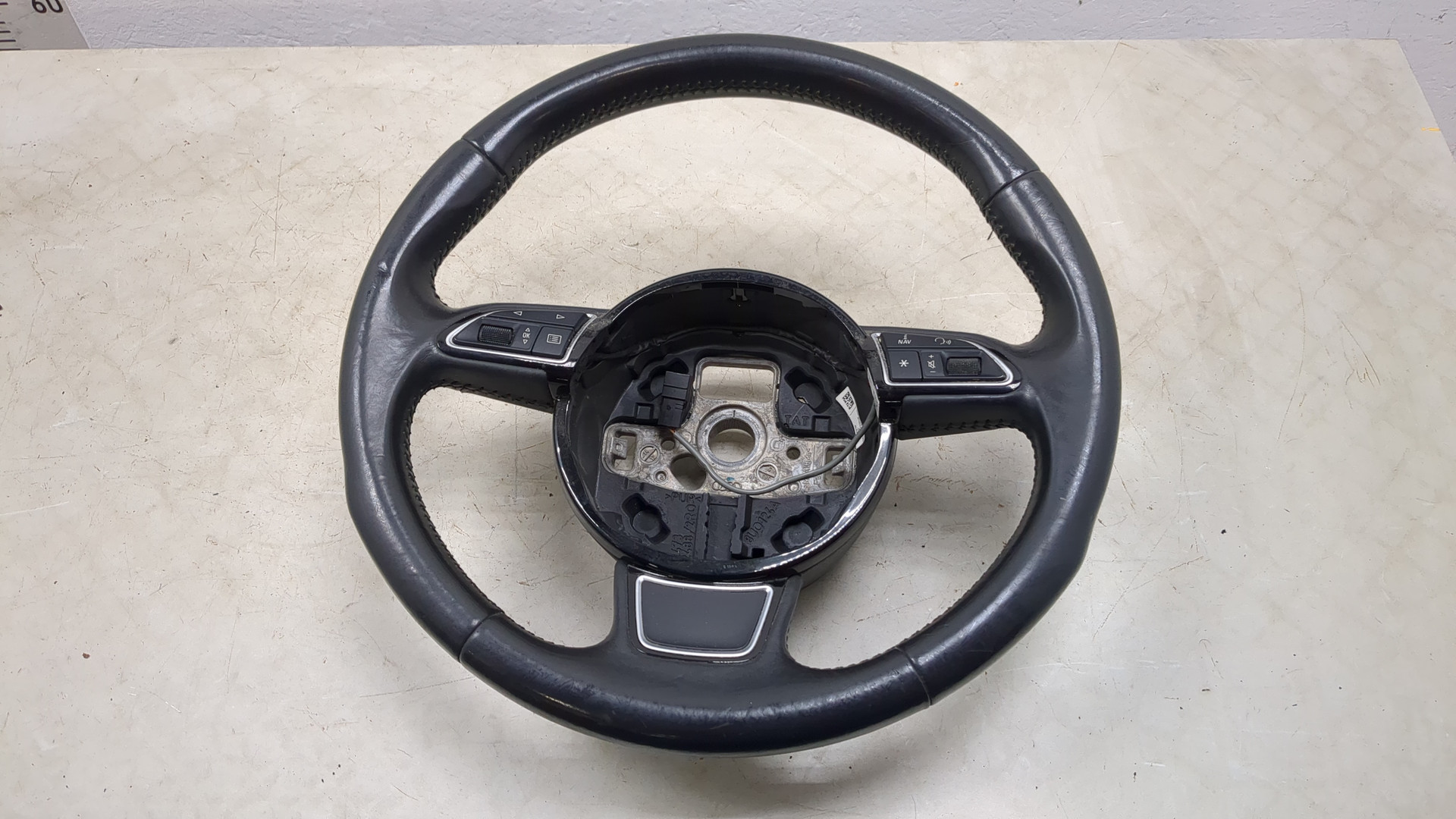 Рулевое колесо (руль)