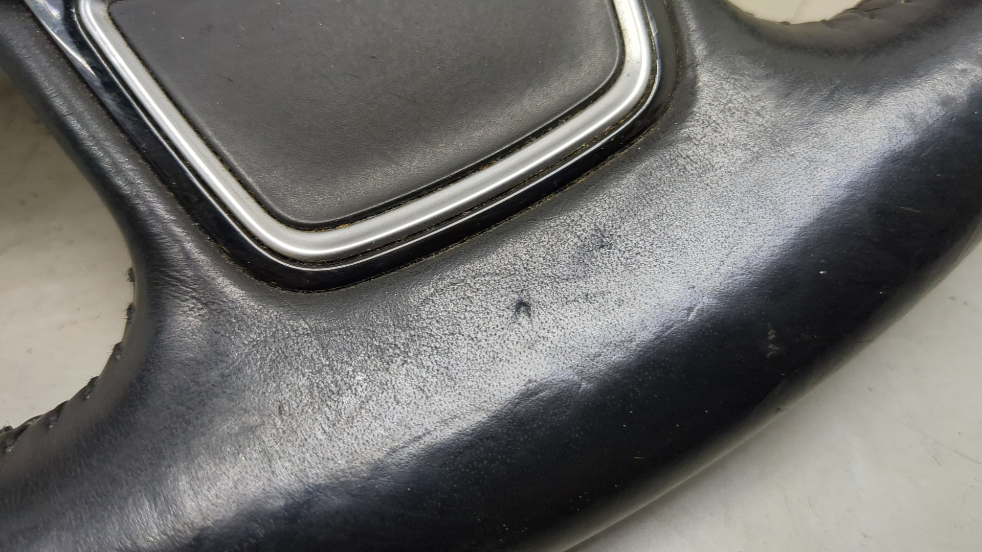 Рулевое колесо (руль)