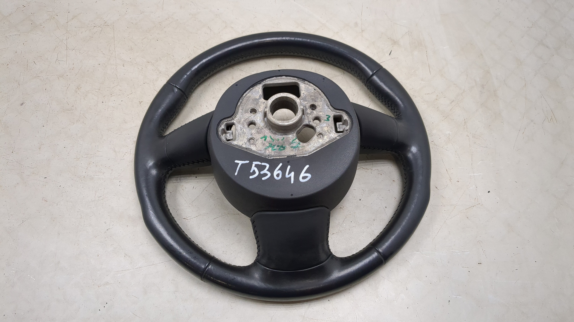 Рулевое колесо (руль)