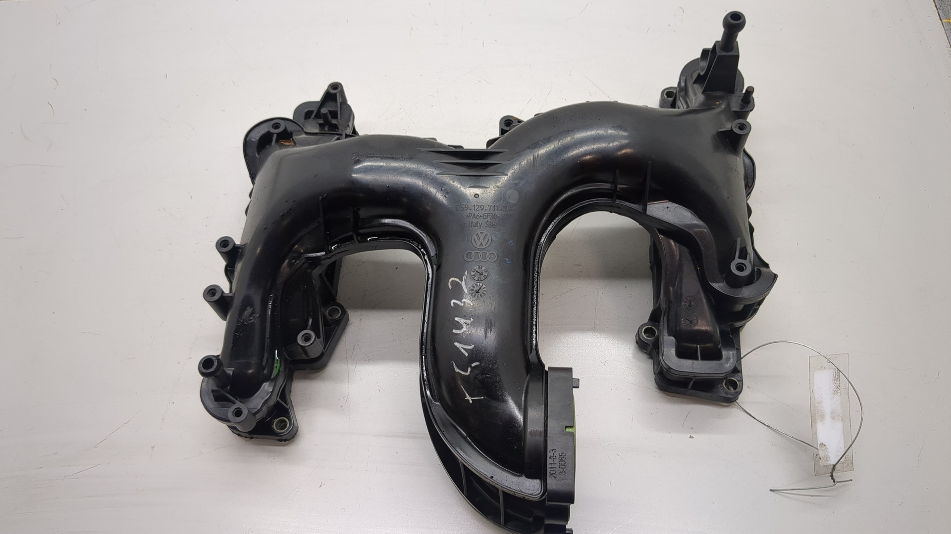 Коллектор впускной