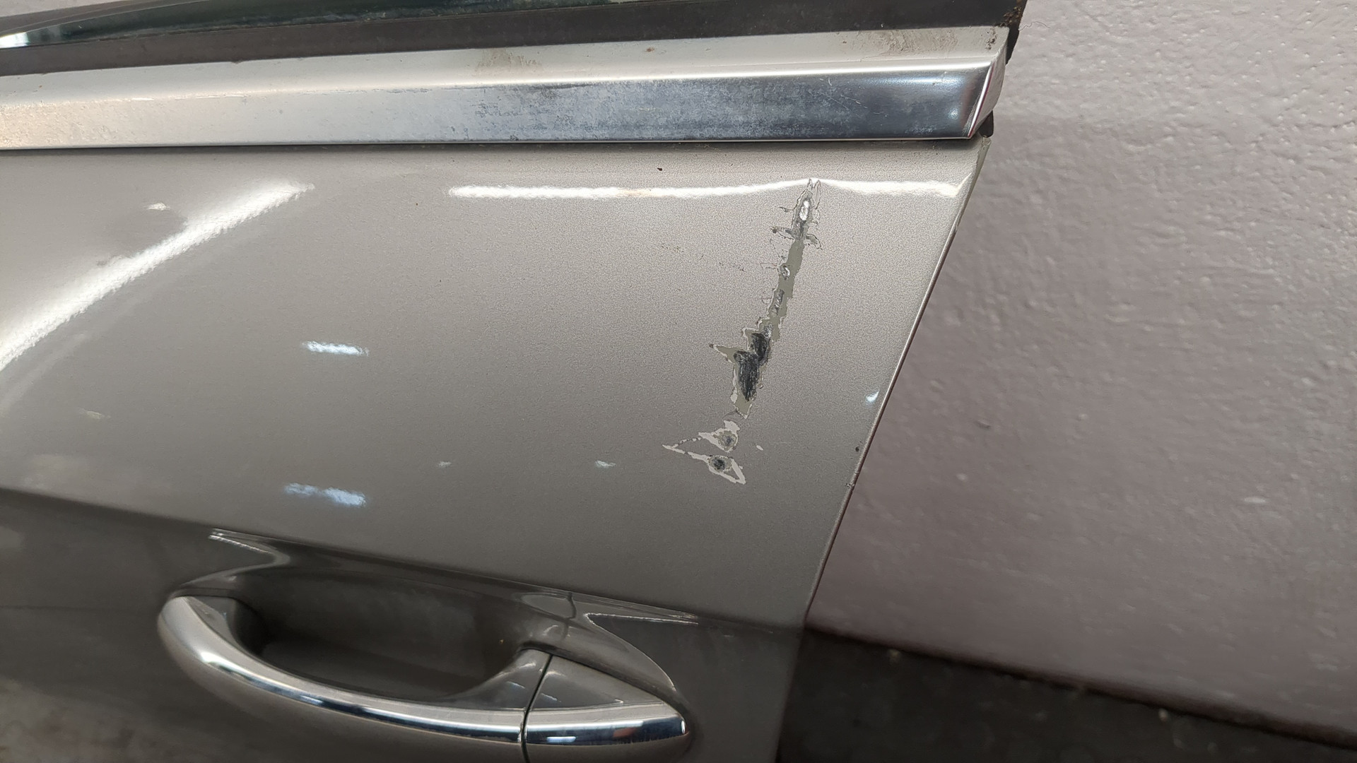 Дверь передняя левая